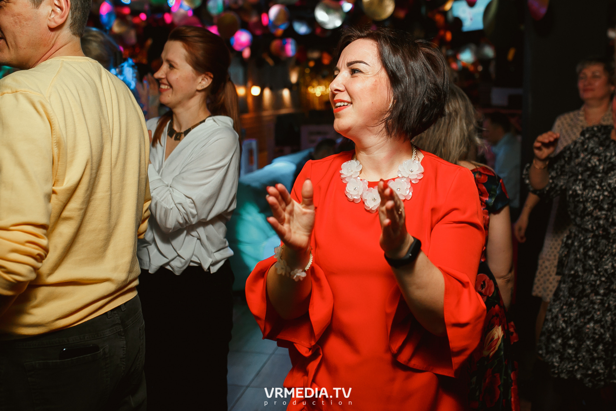 Международный женский день в караоке «Mimo Not»