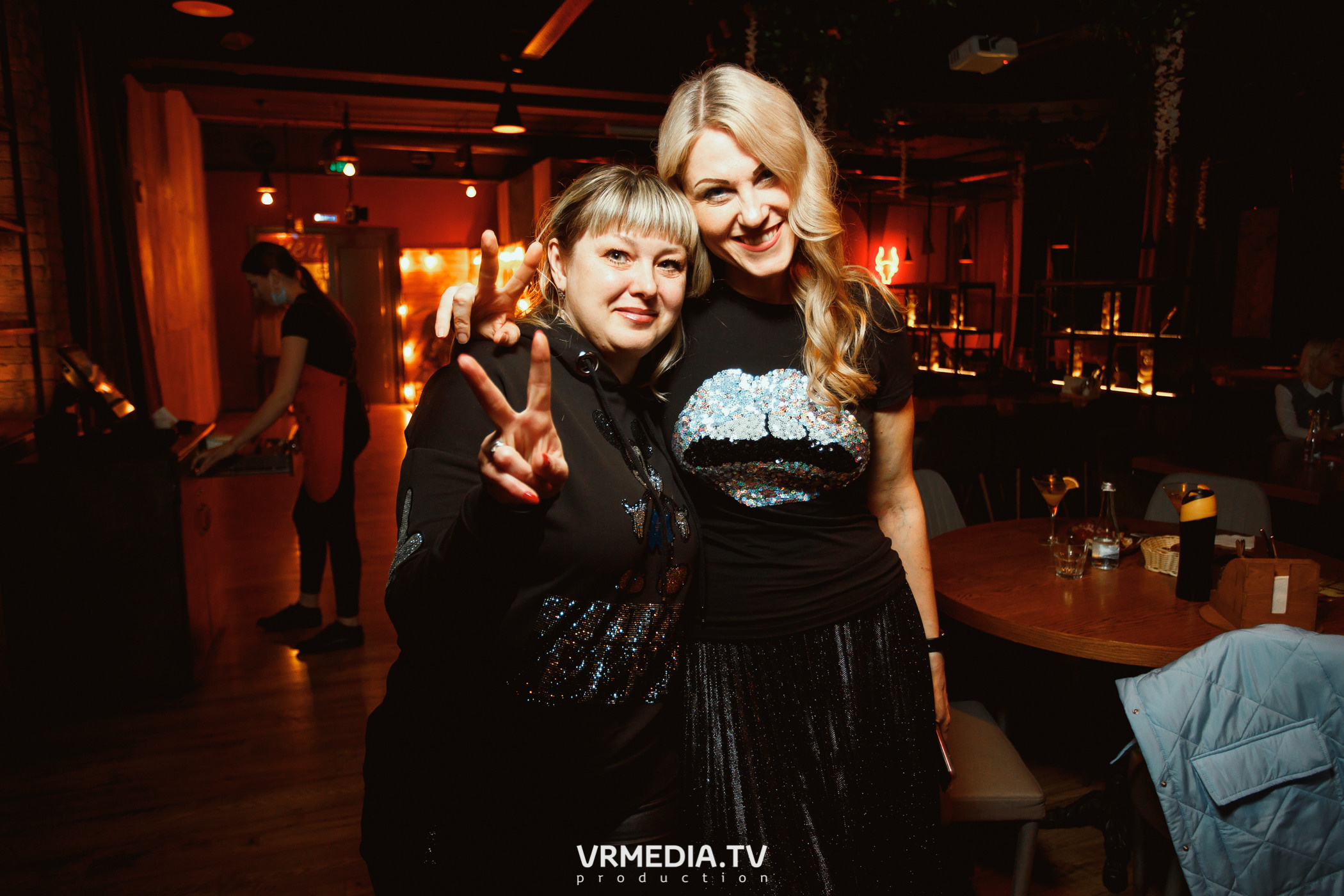 Концерт группы «Отпетые Мошенники» в гриль-баре «Жара»