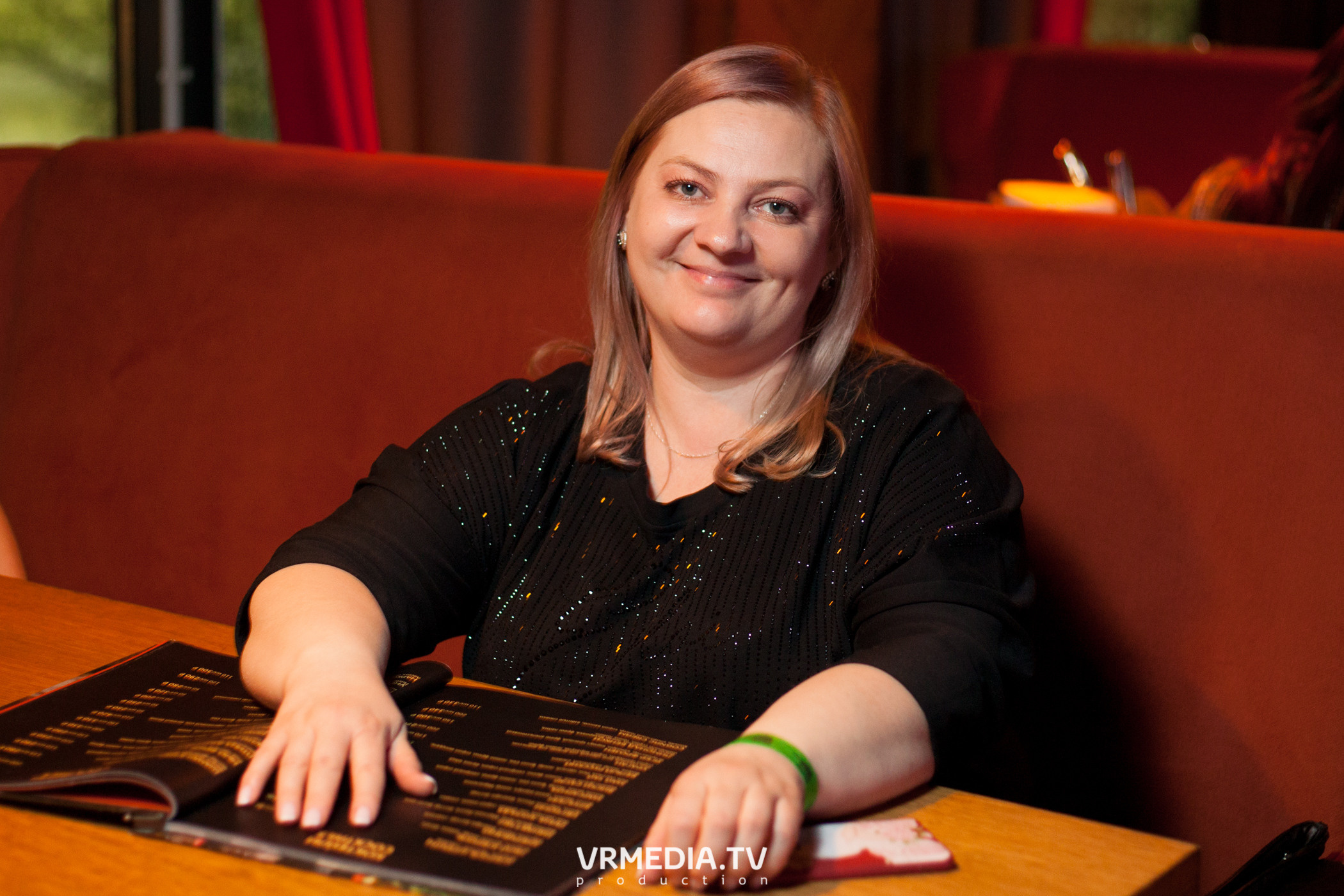 Крупным Планом в гриль-баре «Жара»