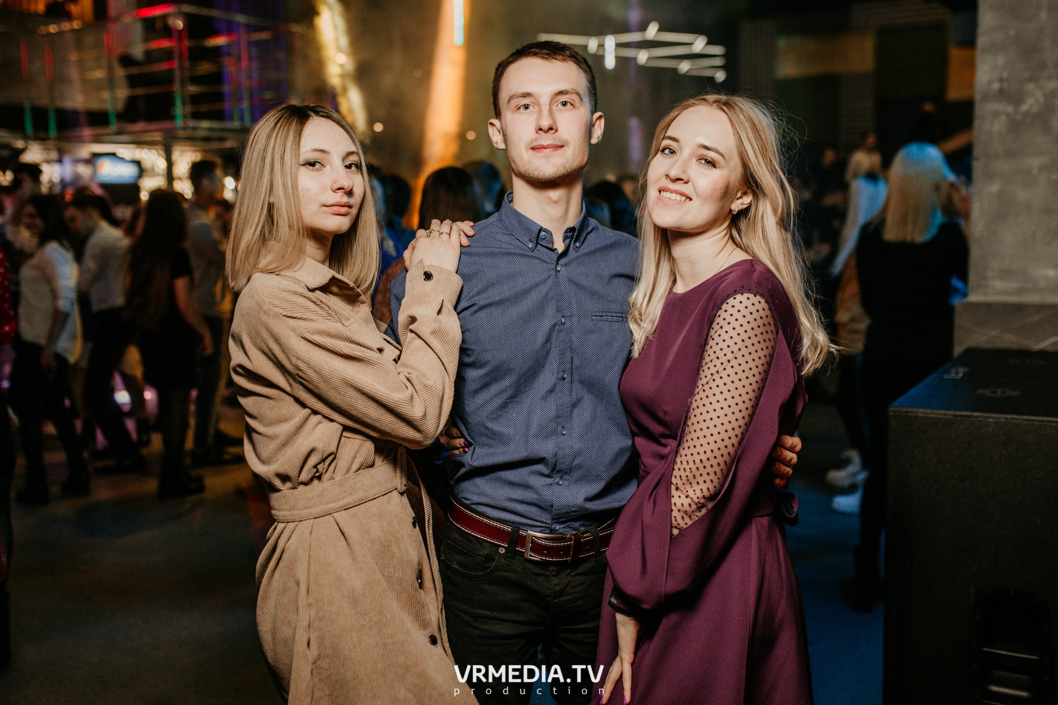 Выходные в баре «DOSKI»