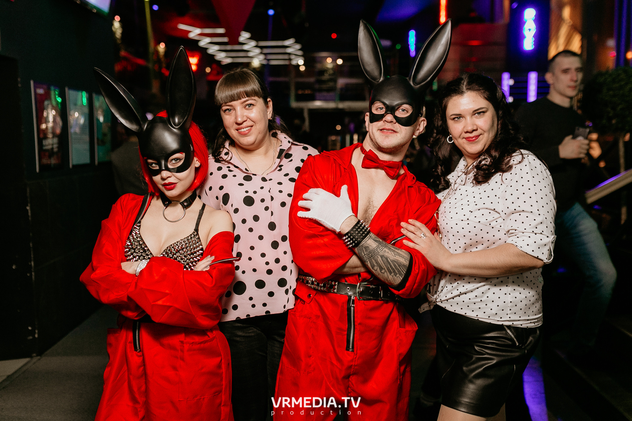 Выходные в баре «DOSKI»