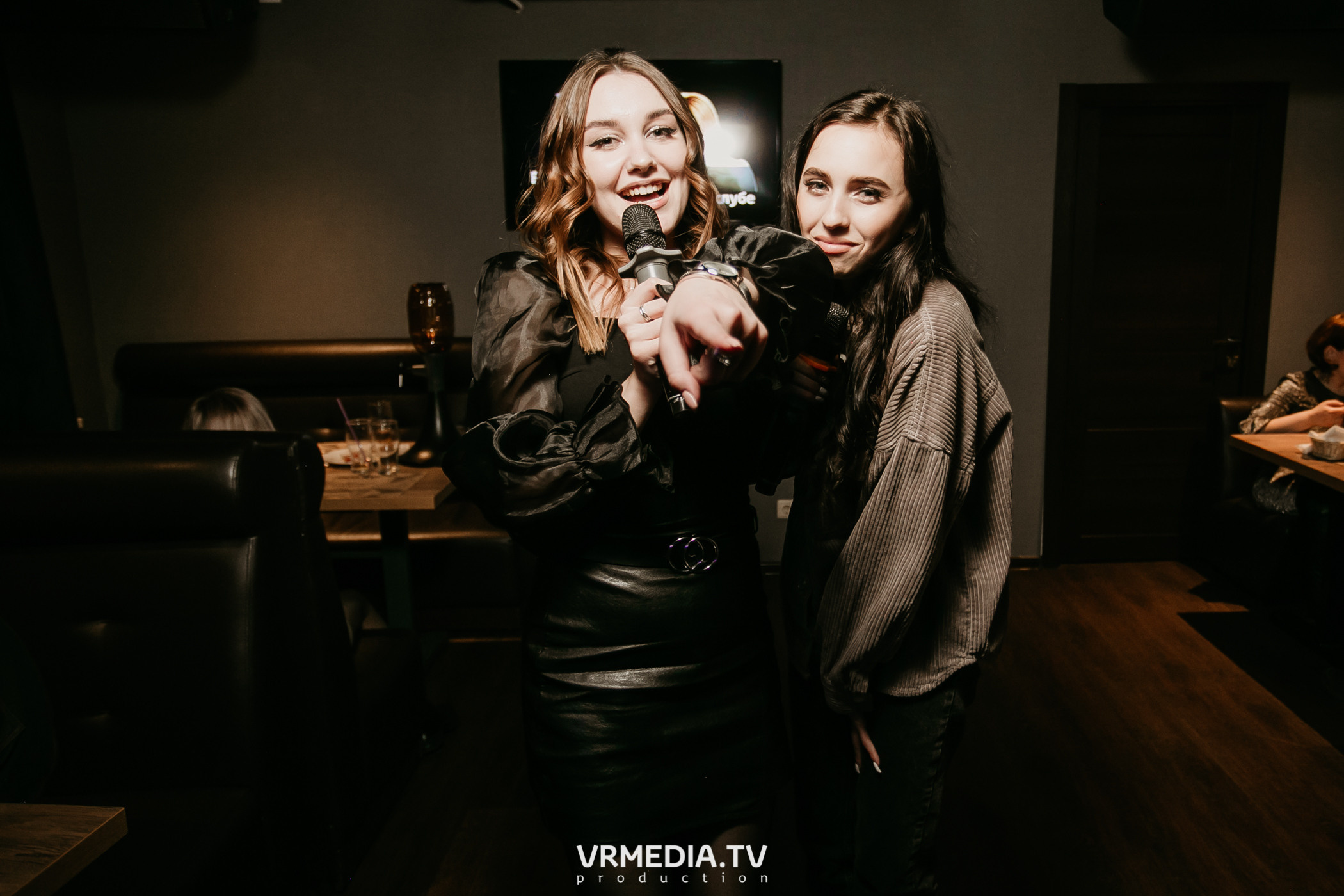 Выходные в баре «DOSKI»