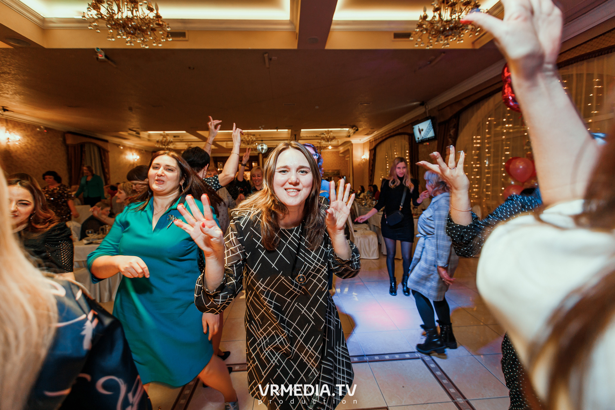 Международный женский день в РК «Лазурный Берег»