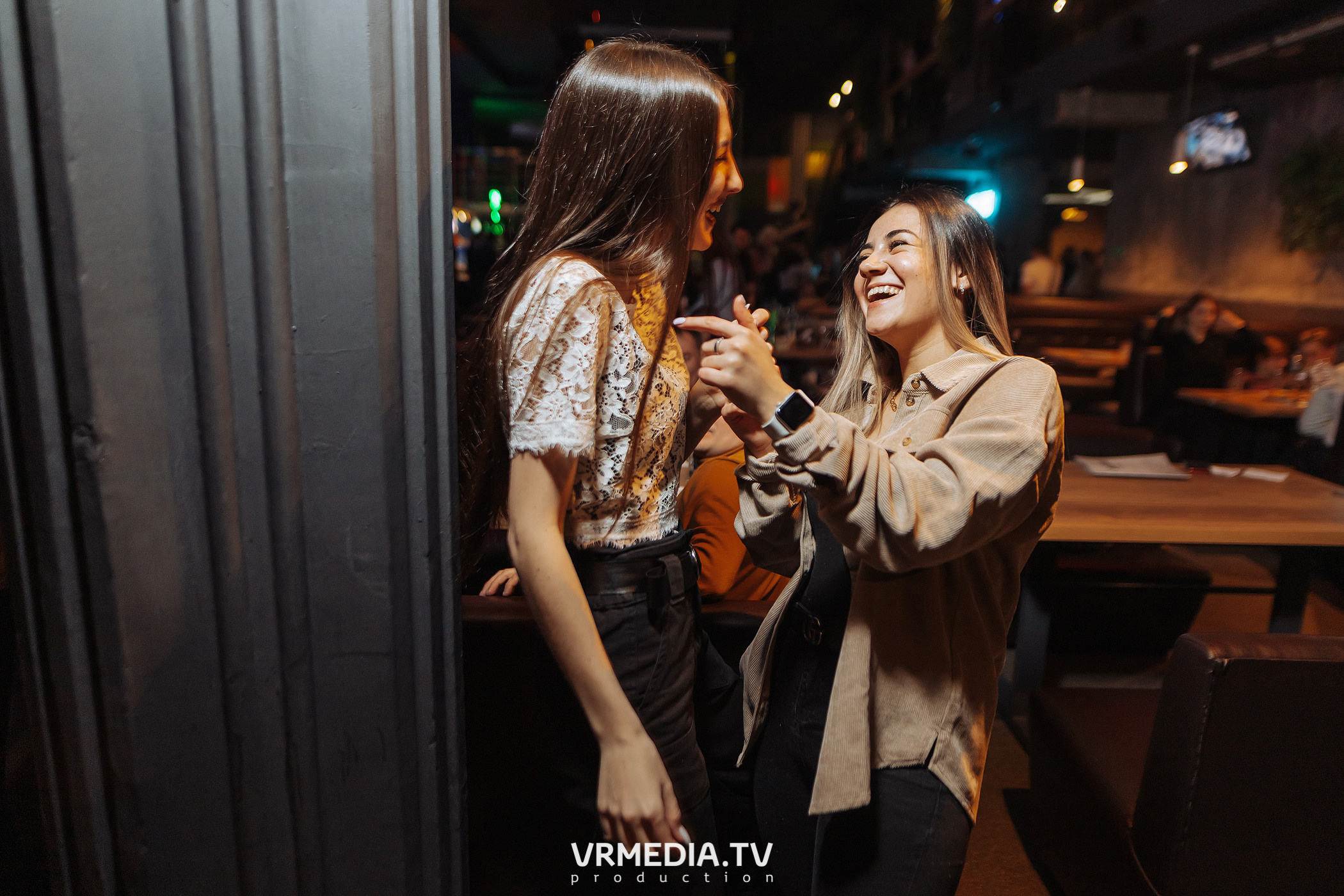 Выходные в баре «DOSKI»