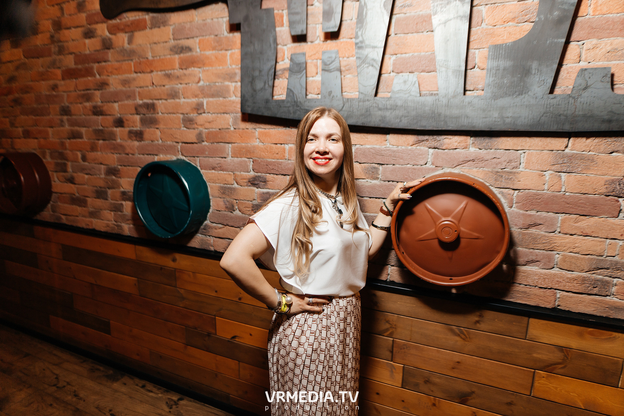 Крупным Планов в гриль-баре «Жара»