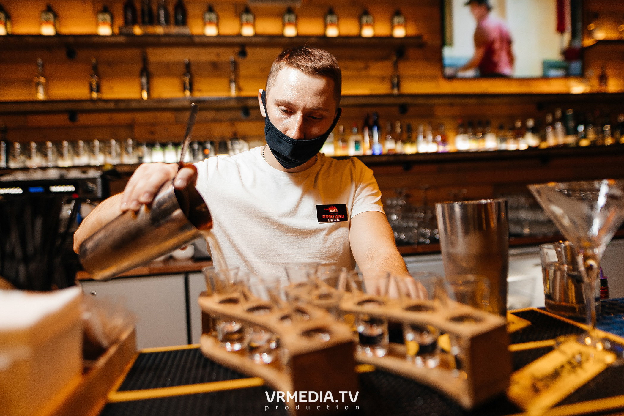 Крупным Планов в гриль-баре «Жара»