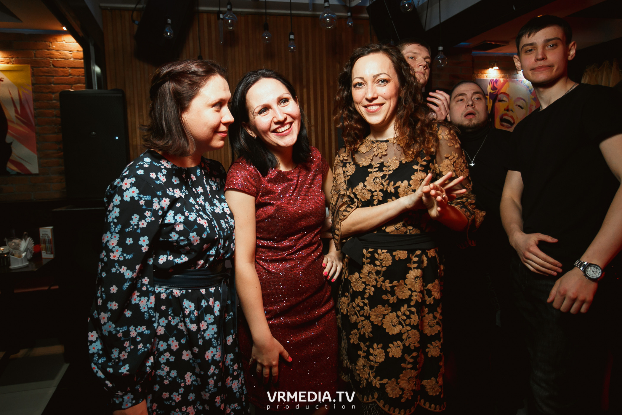 Международный женский день в караоке-баре «Четыре стихии»