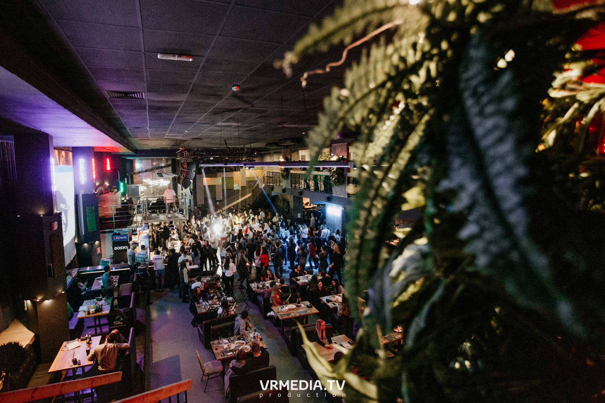 Выходные в баре «DOSKI»