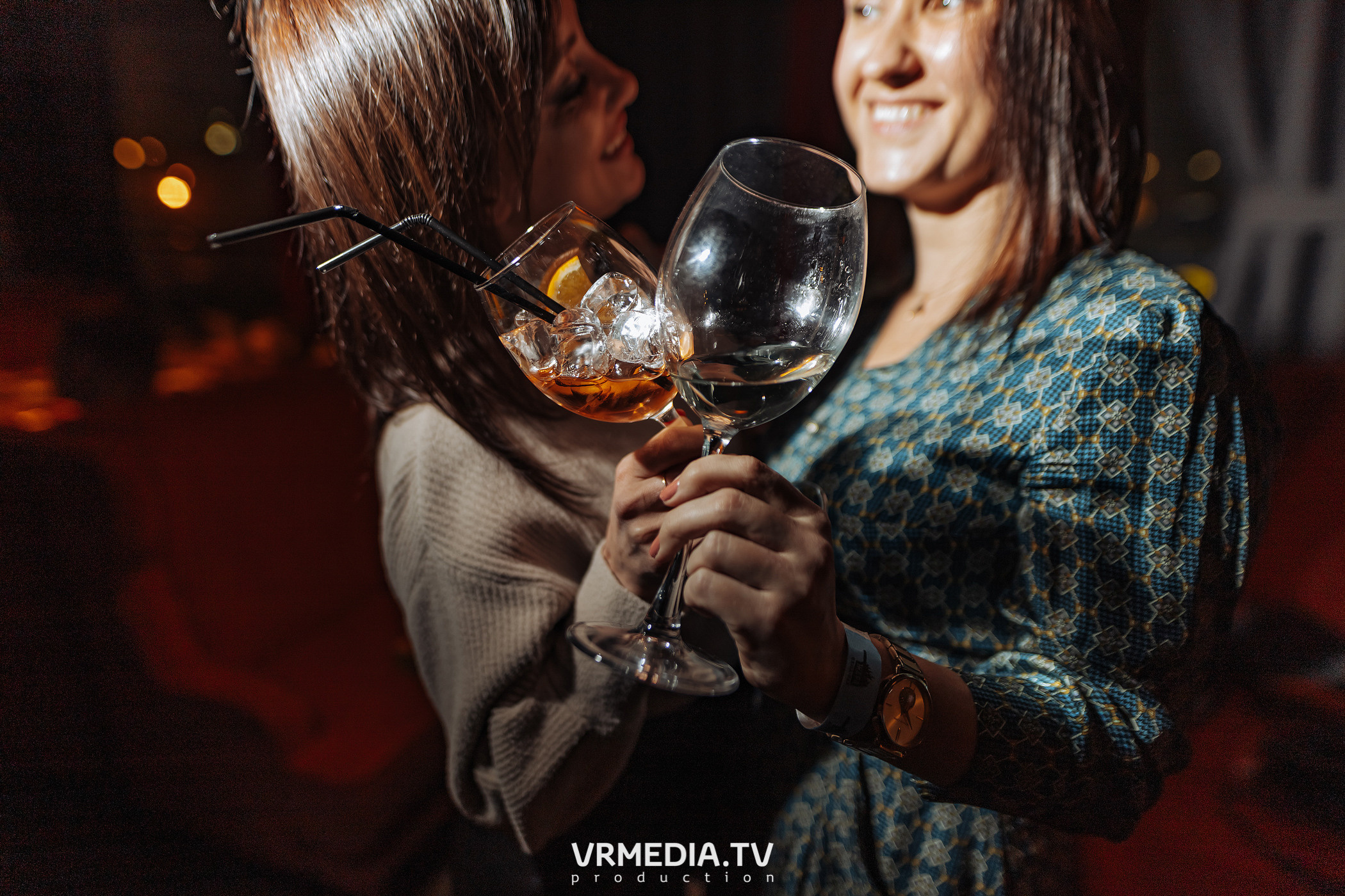 Алые Паруса в гриль-баре «Жара»