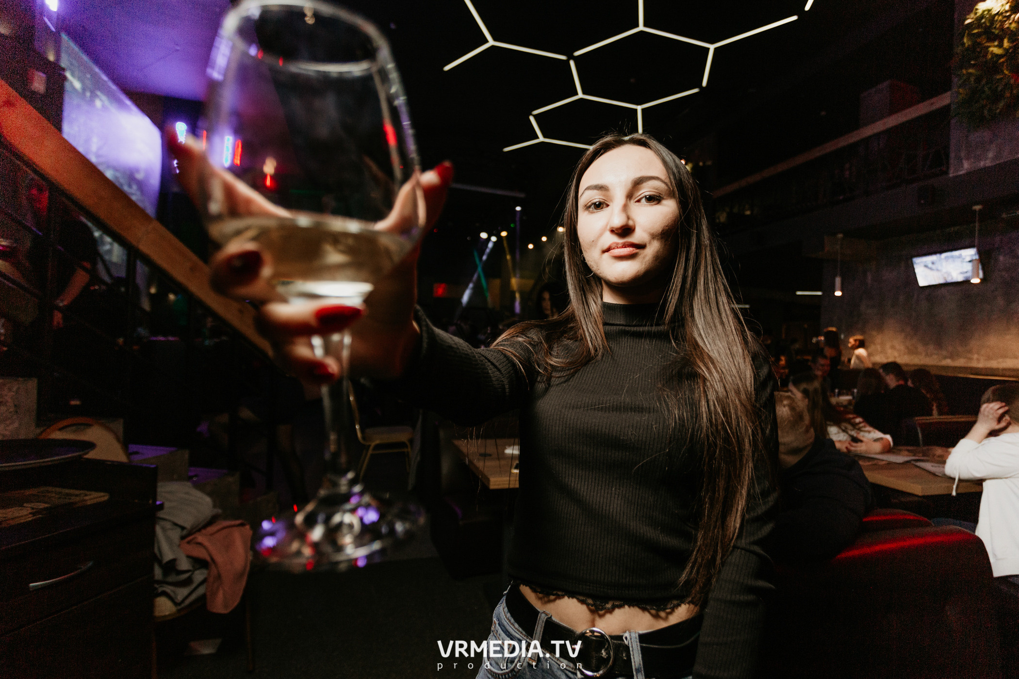 Выходные в баре «DOSKI»