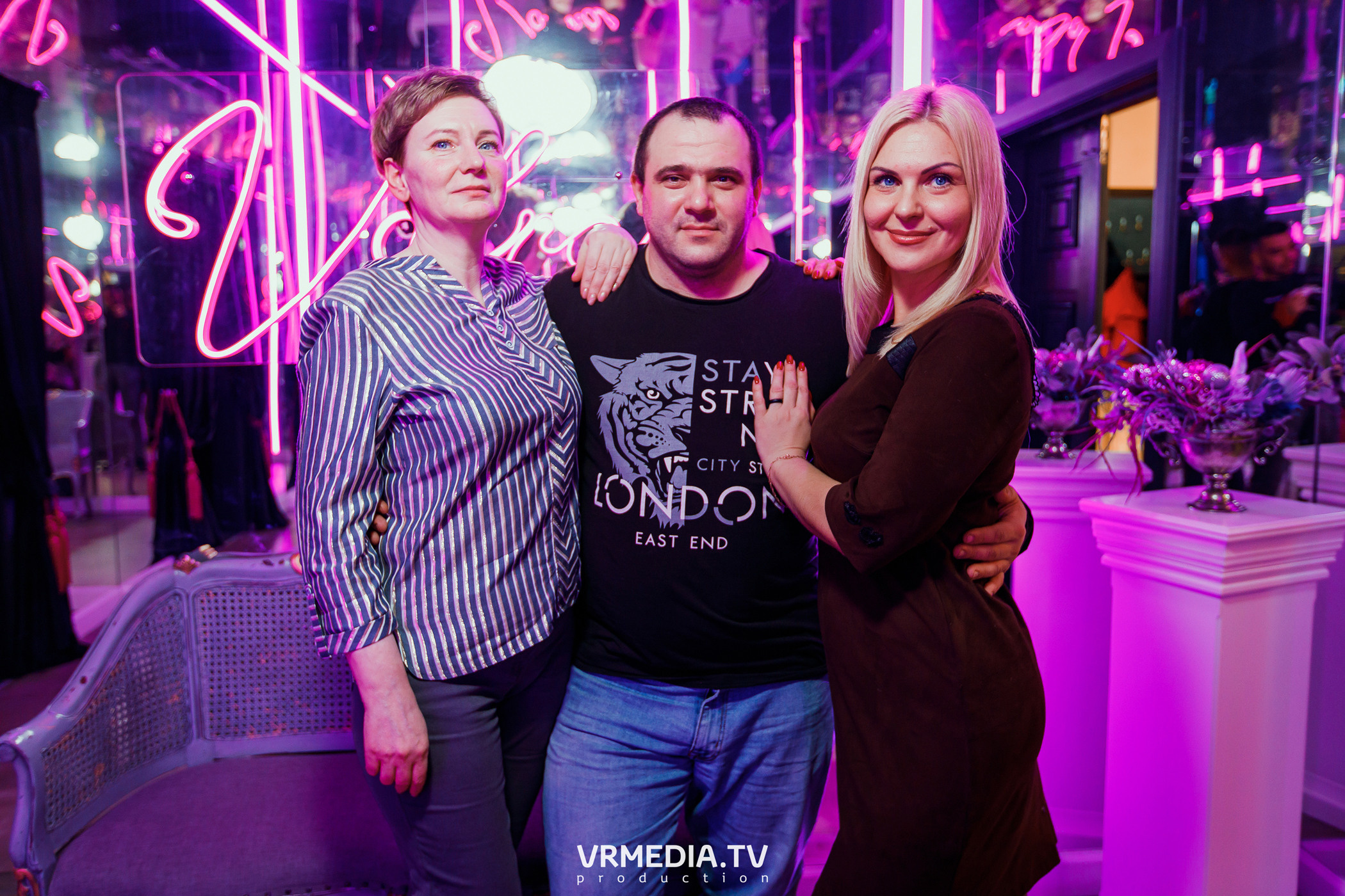 Women’s weekend в караоке «Volna»