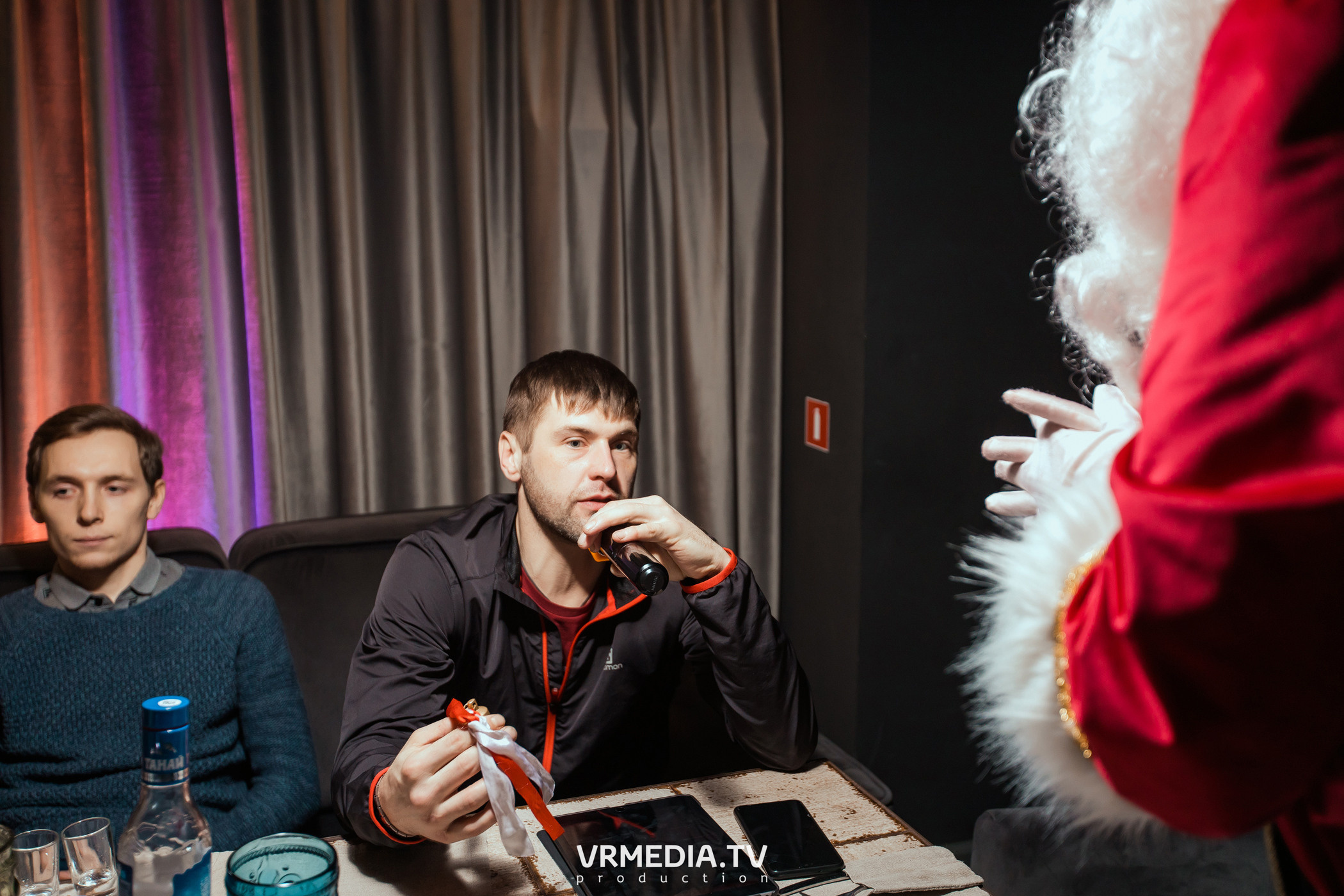 Merry Christmas в караоке «Volna»