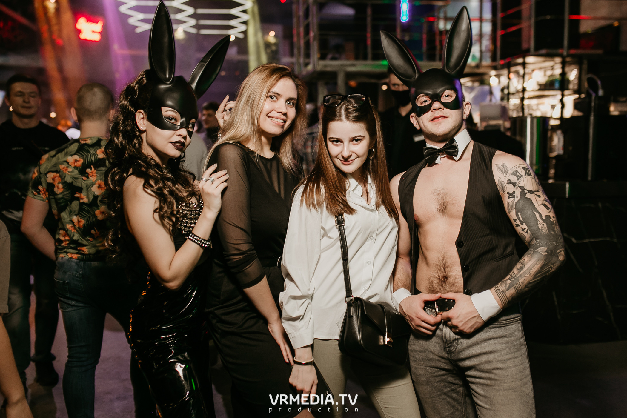 Выходные в баре «DOSKI»