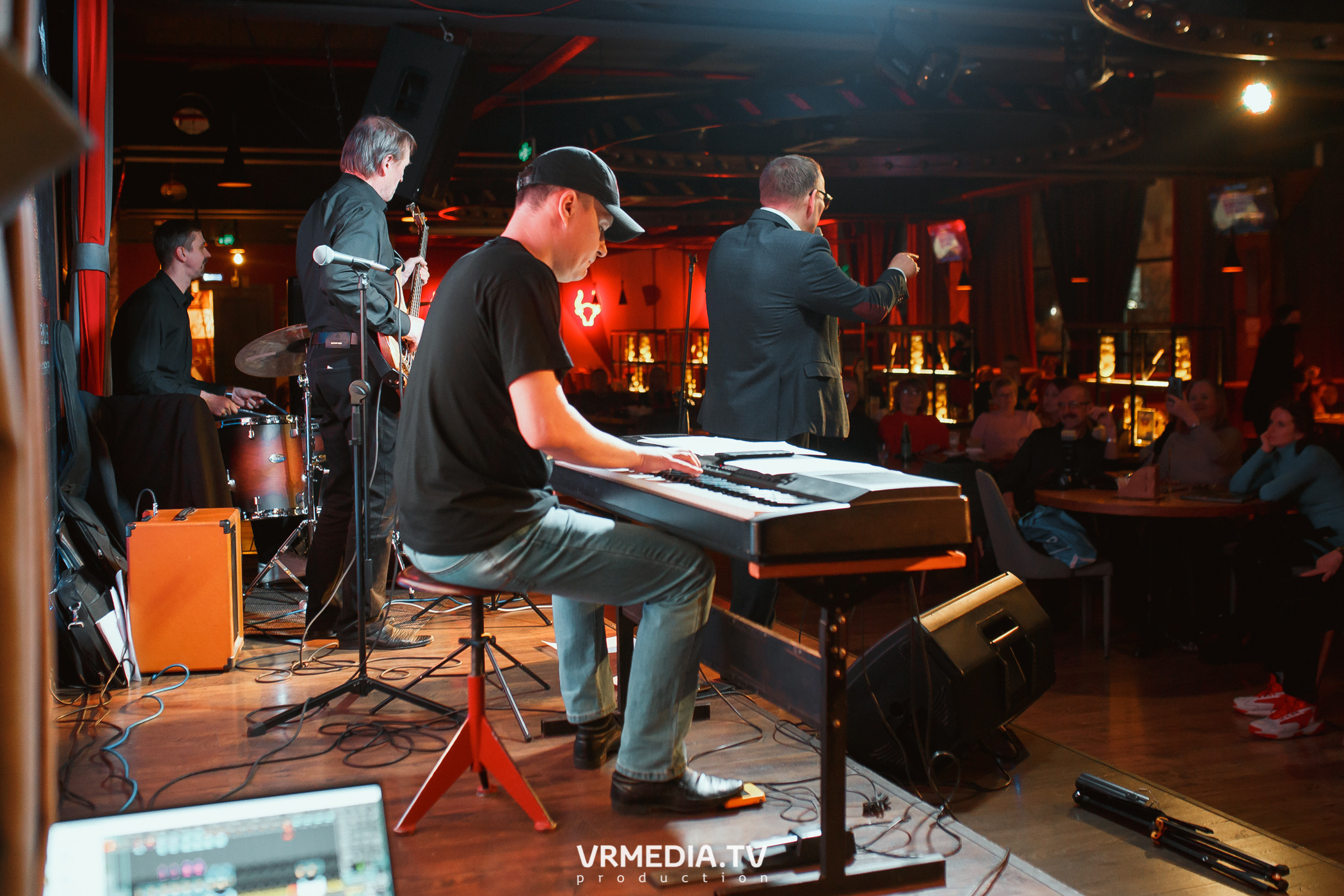 Джазовая среда. Андрей Иноземцев (Новосибирск)