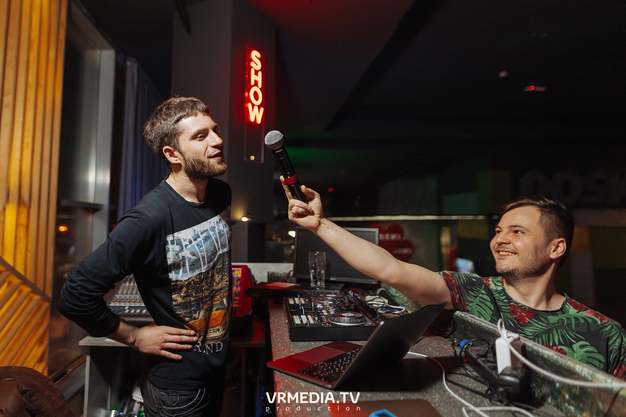 Выходные в баре «DOSKI»