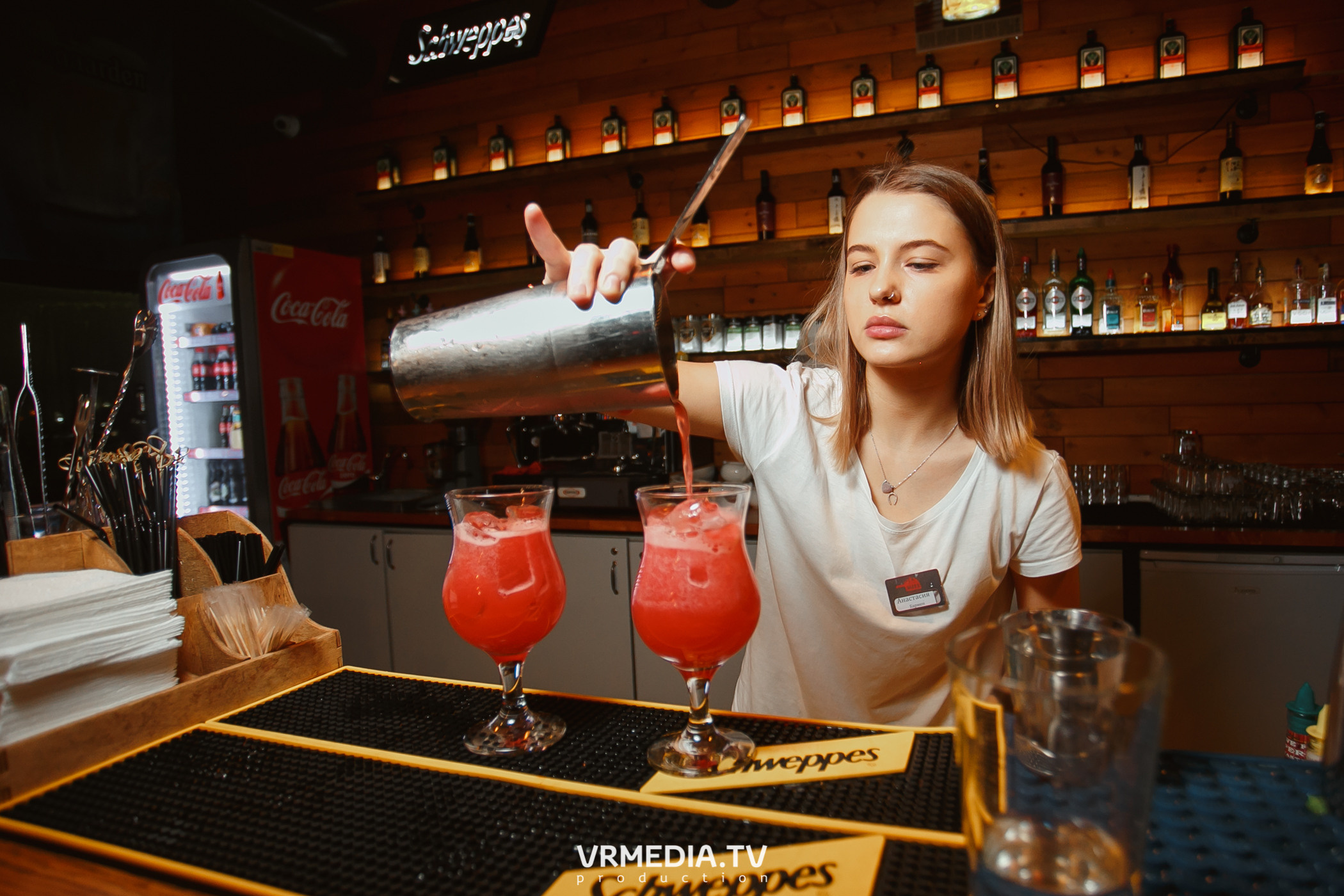 Алые Паруса в гриль-баре «Жара»