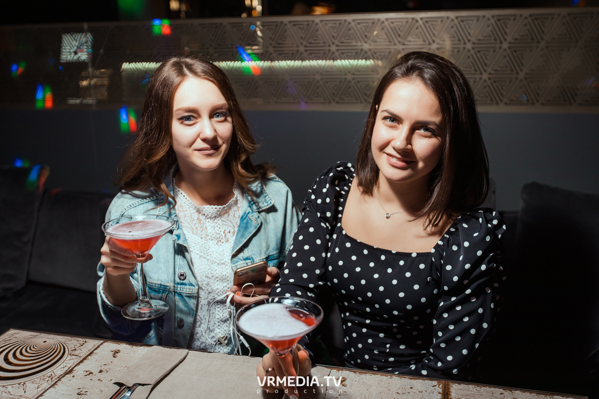 Merry Christmas в караоке «Volna»