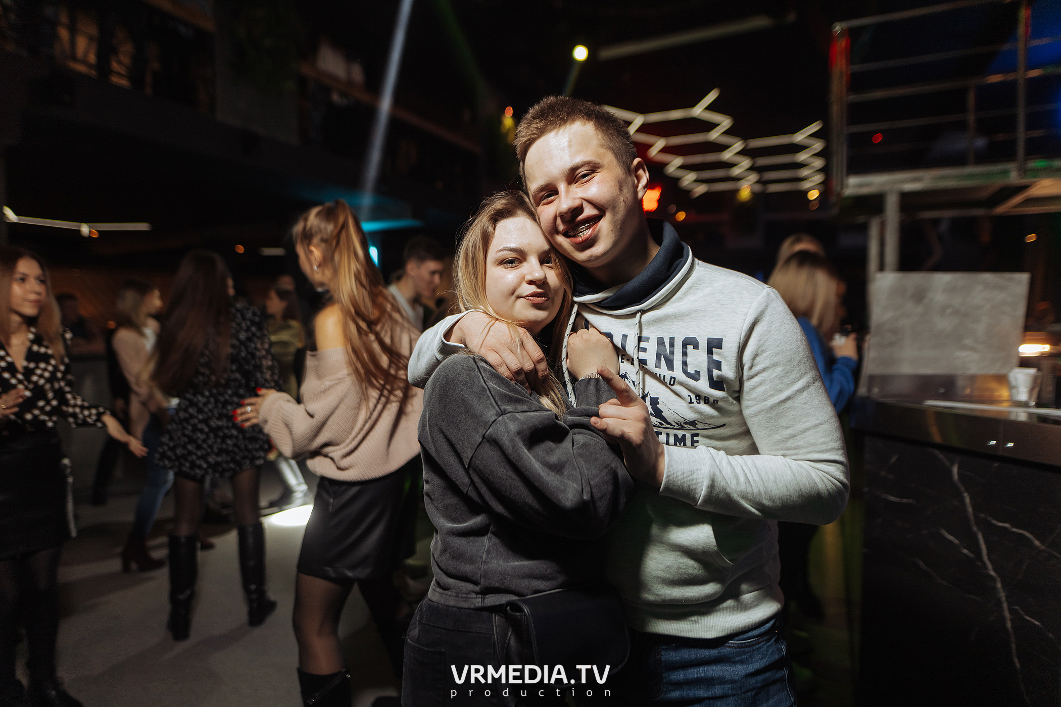 Выходные в баре «DOSKI»