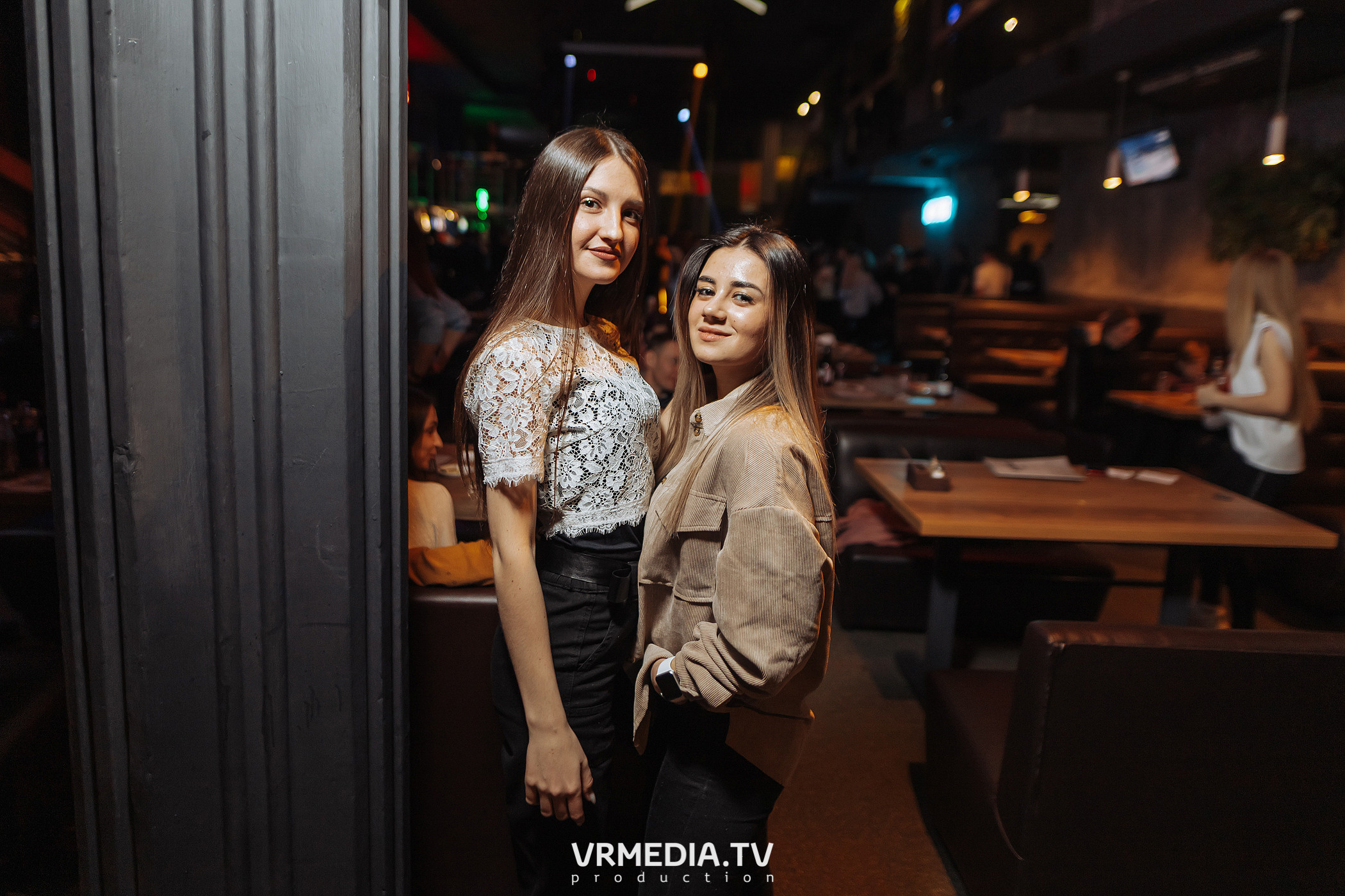 Выходные в баре «DOSKI»