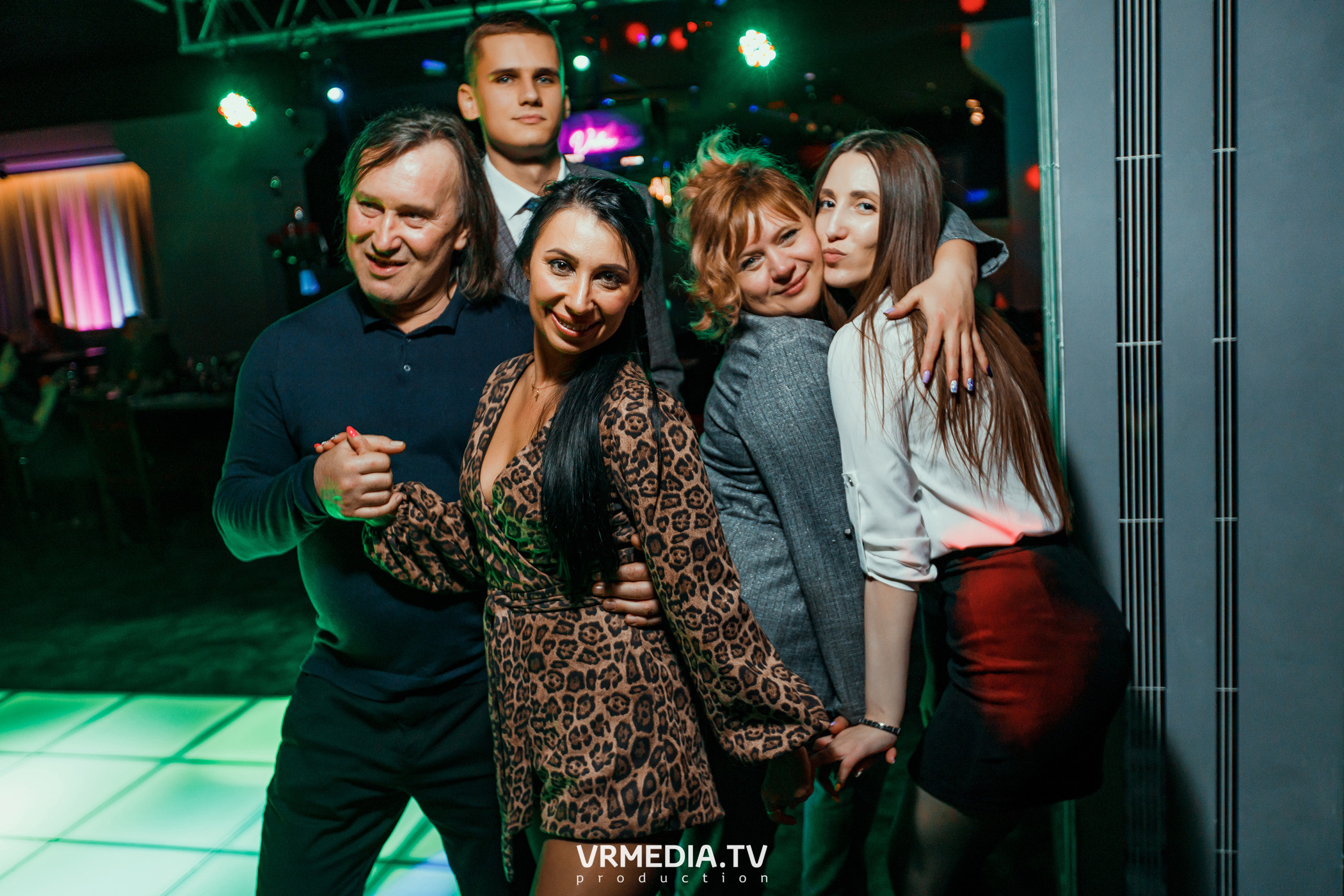 Women’s weekend в караоке «Volna»