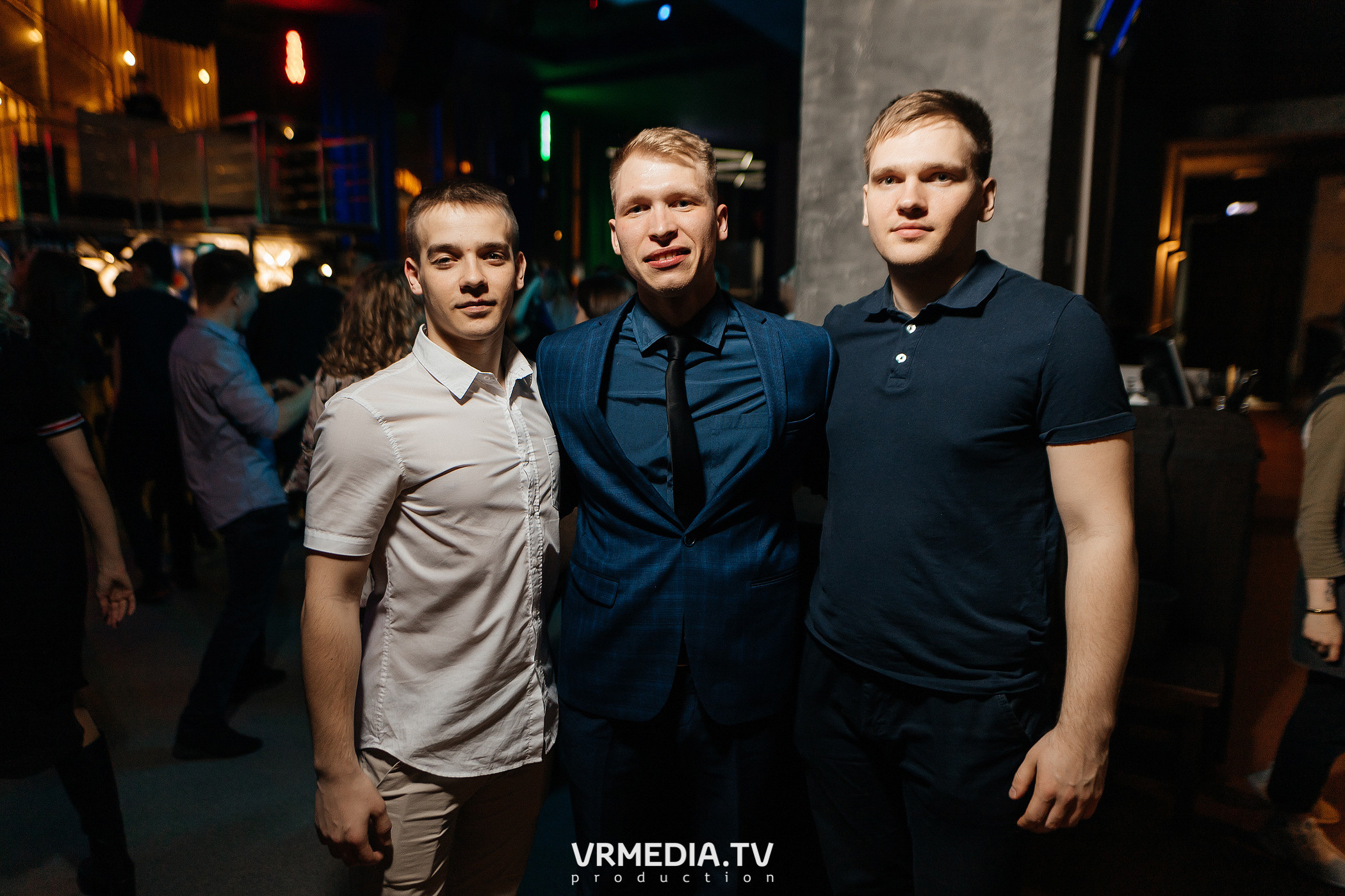 Выходные в баре «DOSKI»