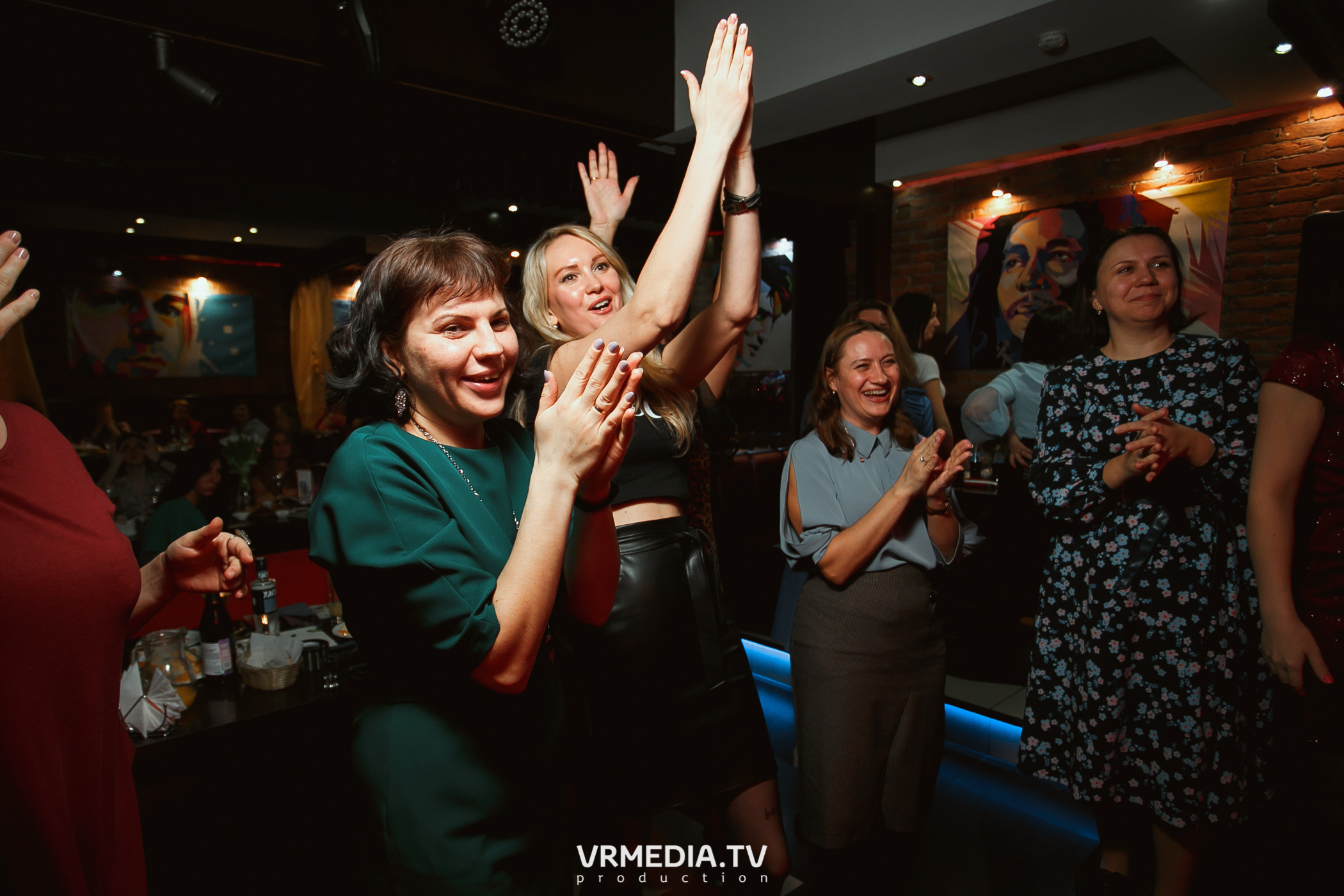 Международный женский день в караоке-баре «Четыре стихии»