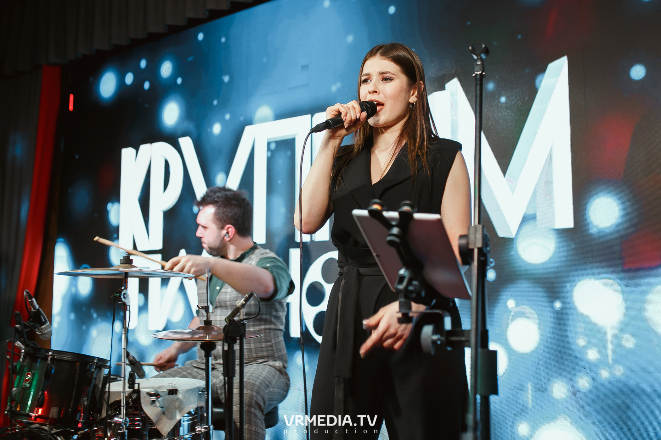 Крупным Планом в гриль-баре «Жара»