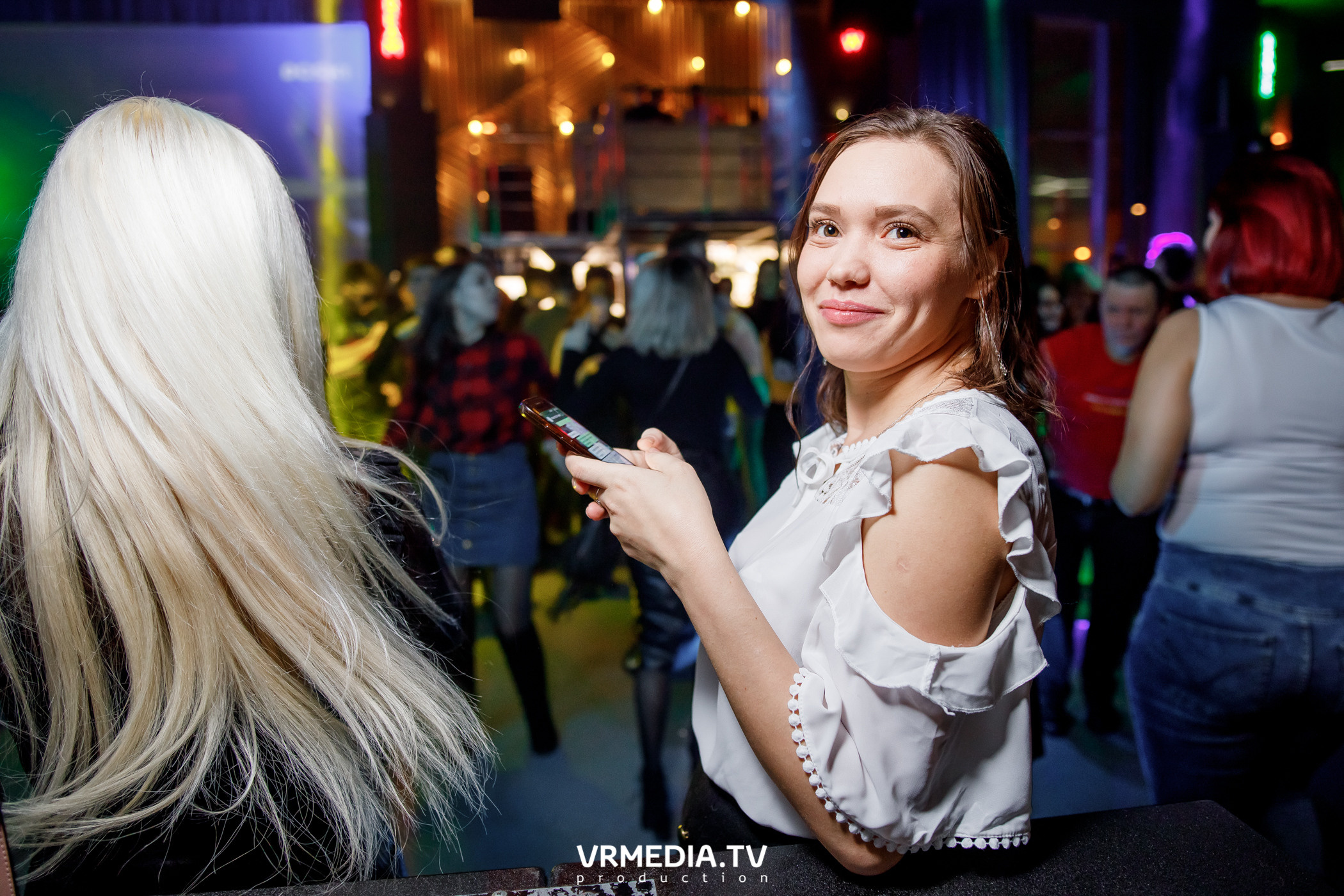 Выходные в баре «DOSKI»