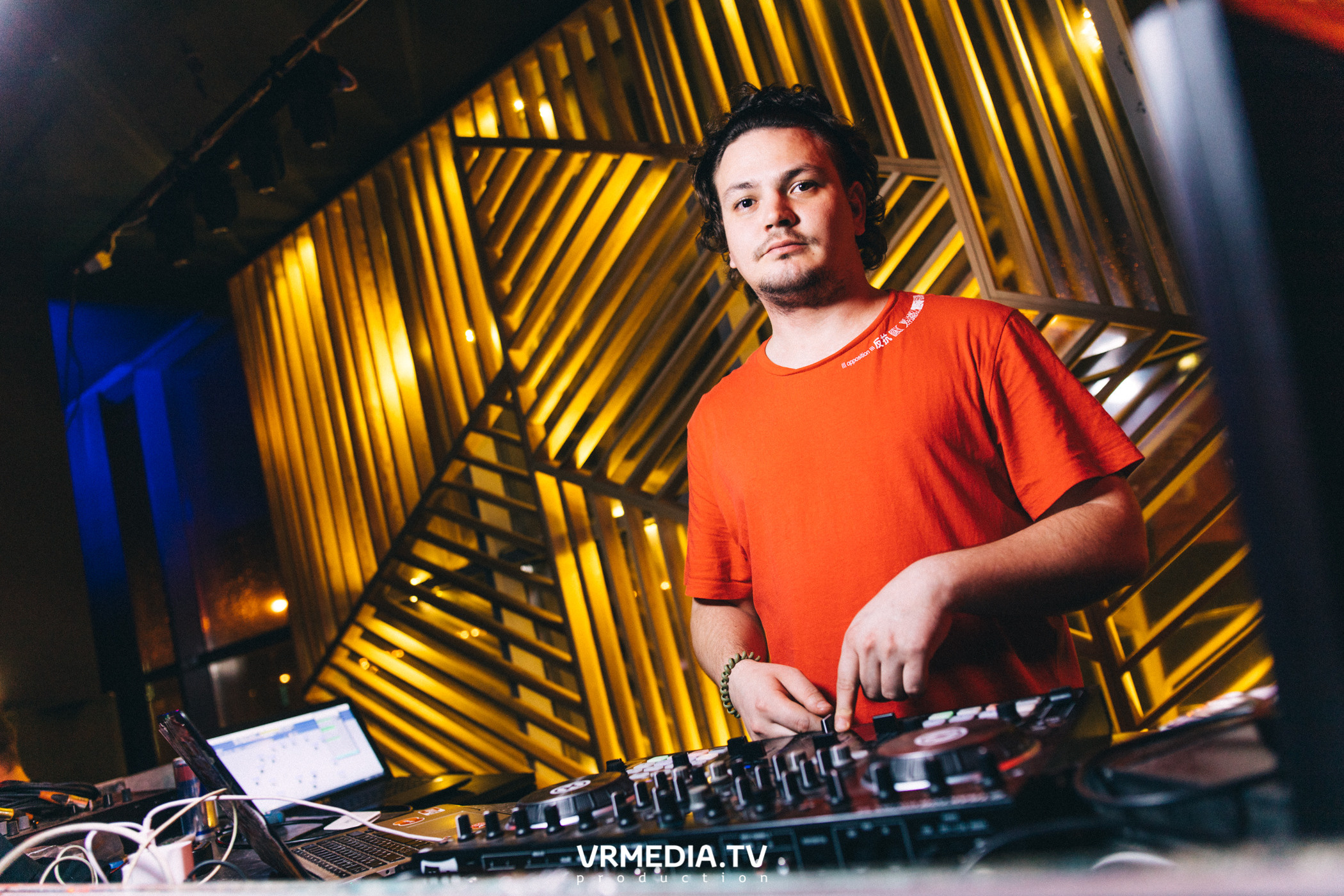 Выходные в баре «DOSKI»