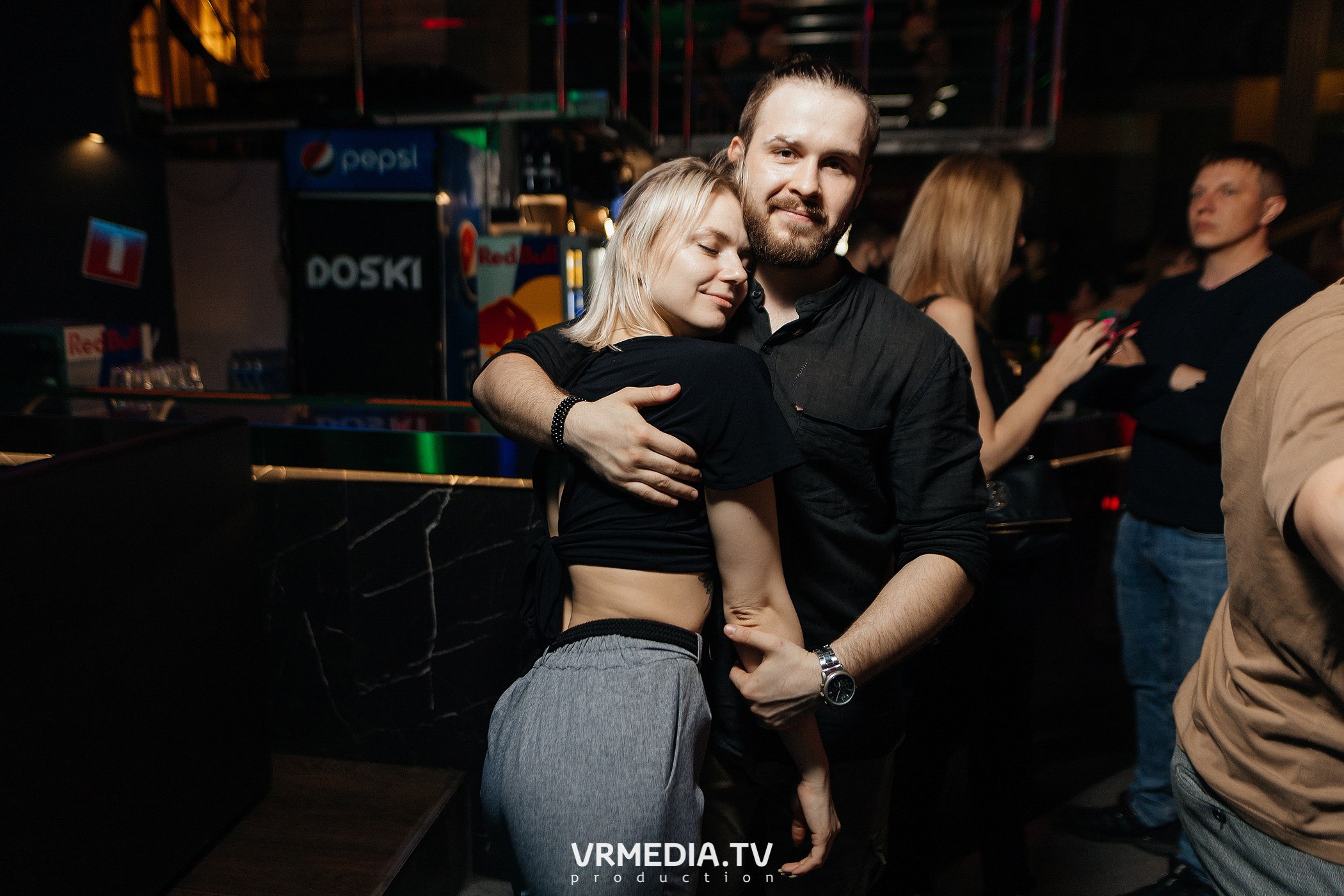 Выходные в баре «DOSKI»