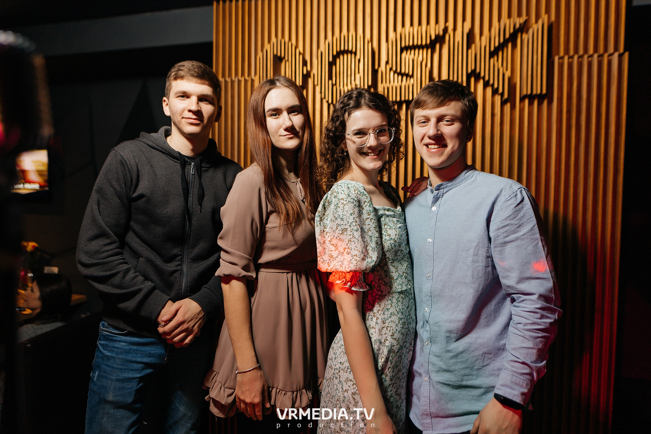 Выходные в баре «DOSKI»