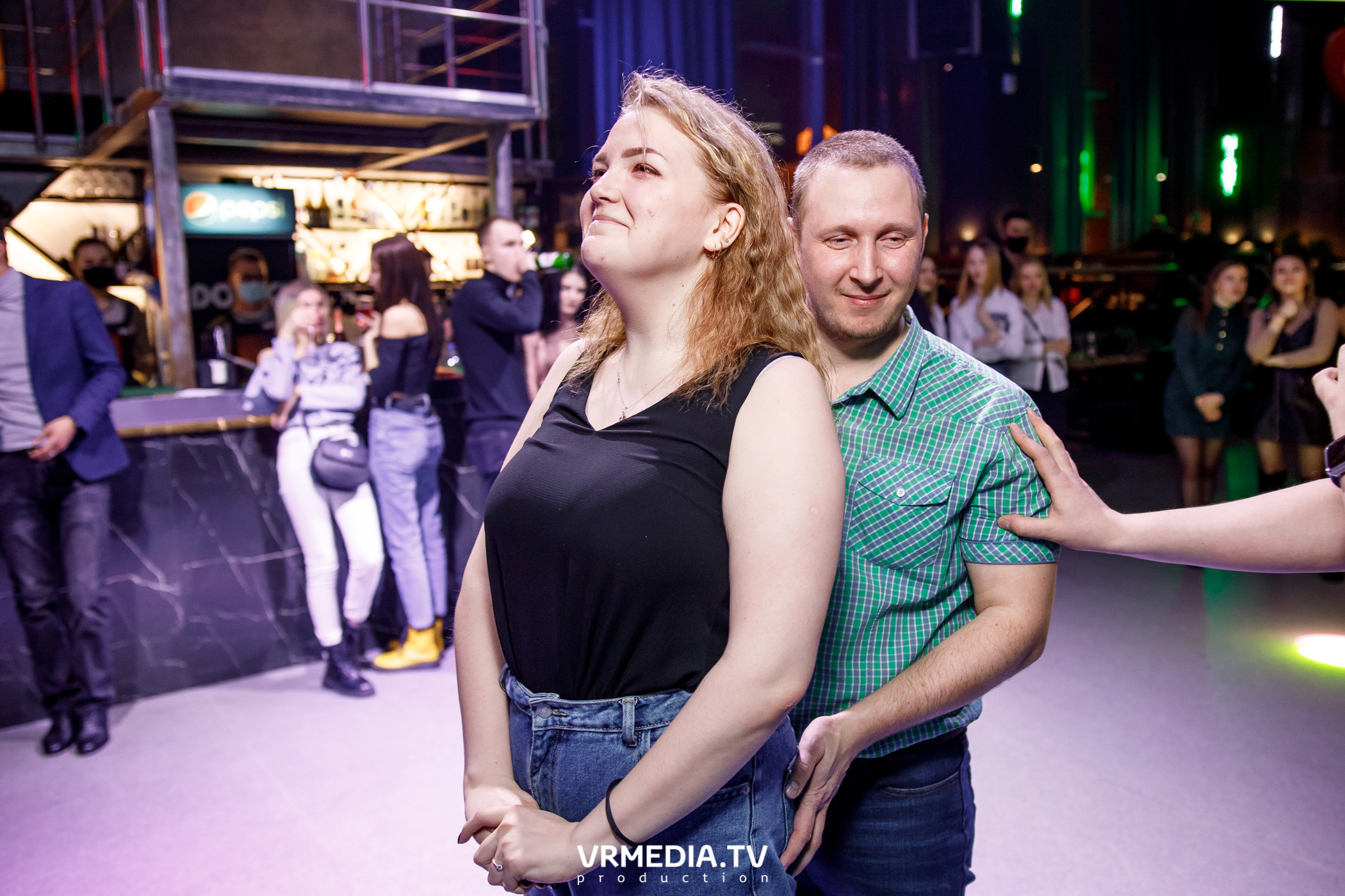 Выходные в баре «DOSKI»