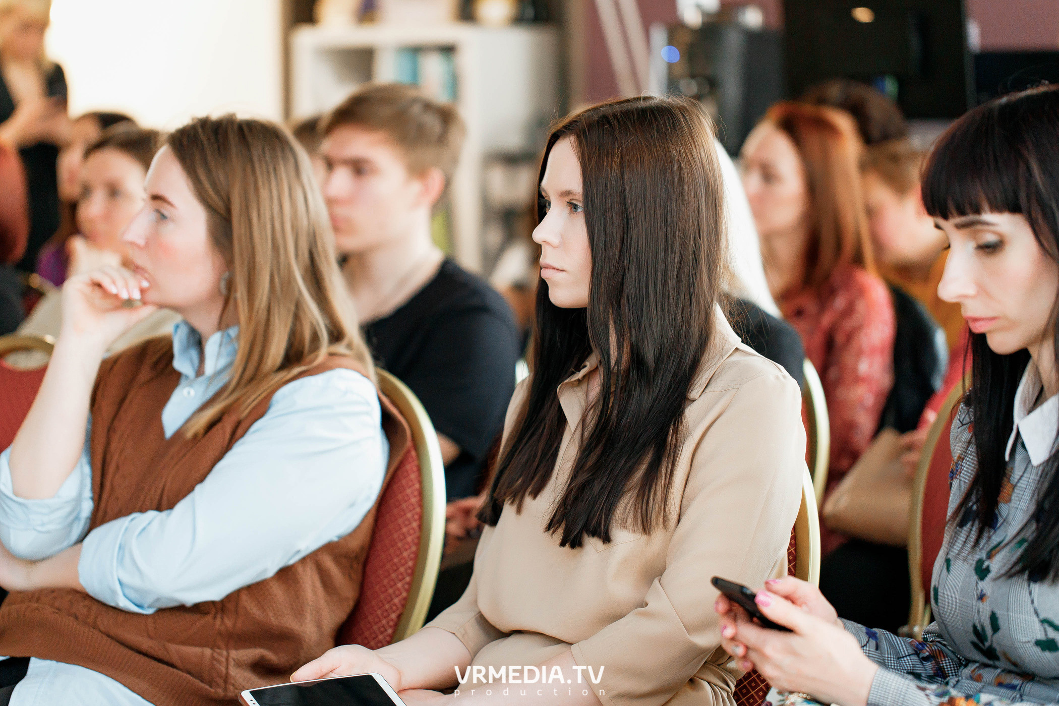 Встреча дизайнеров в салоне «Fanbeco»