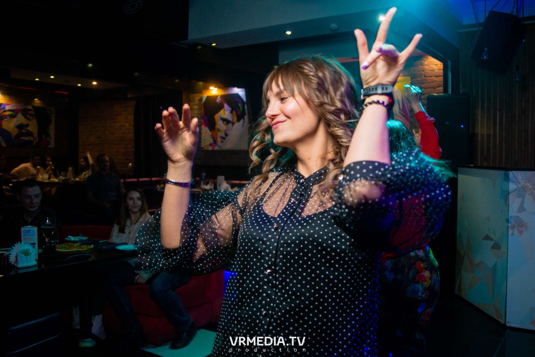 #СтихийноеКараоке в караоке-баре «Четыре стихии»