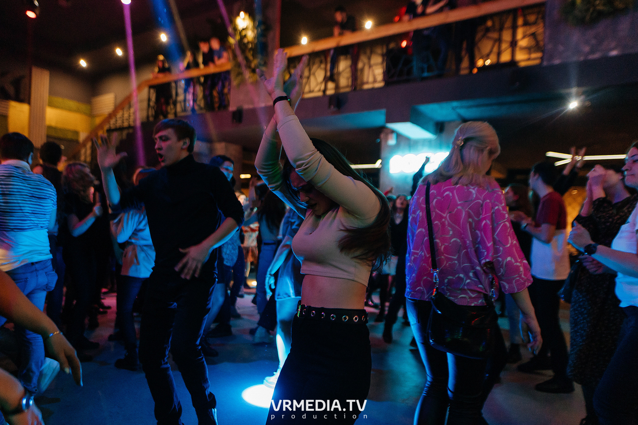 Выходные в баре «DOSKI»