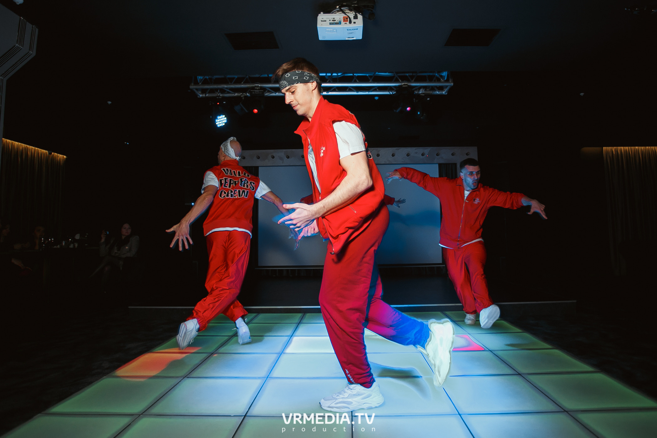 Women’s weekend в караоке «Volna»