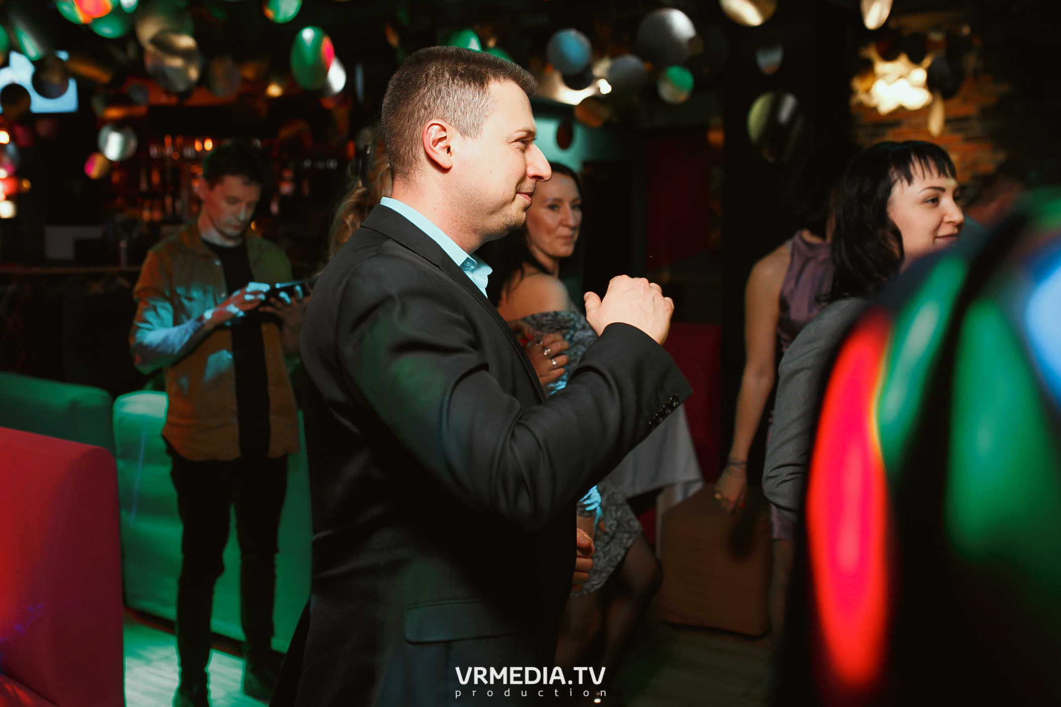 Международный женский день в караоке «Mimo Not»