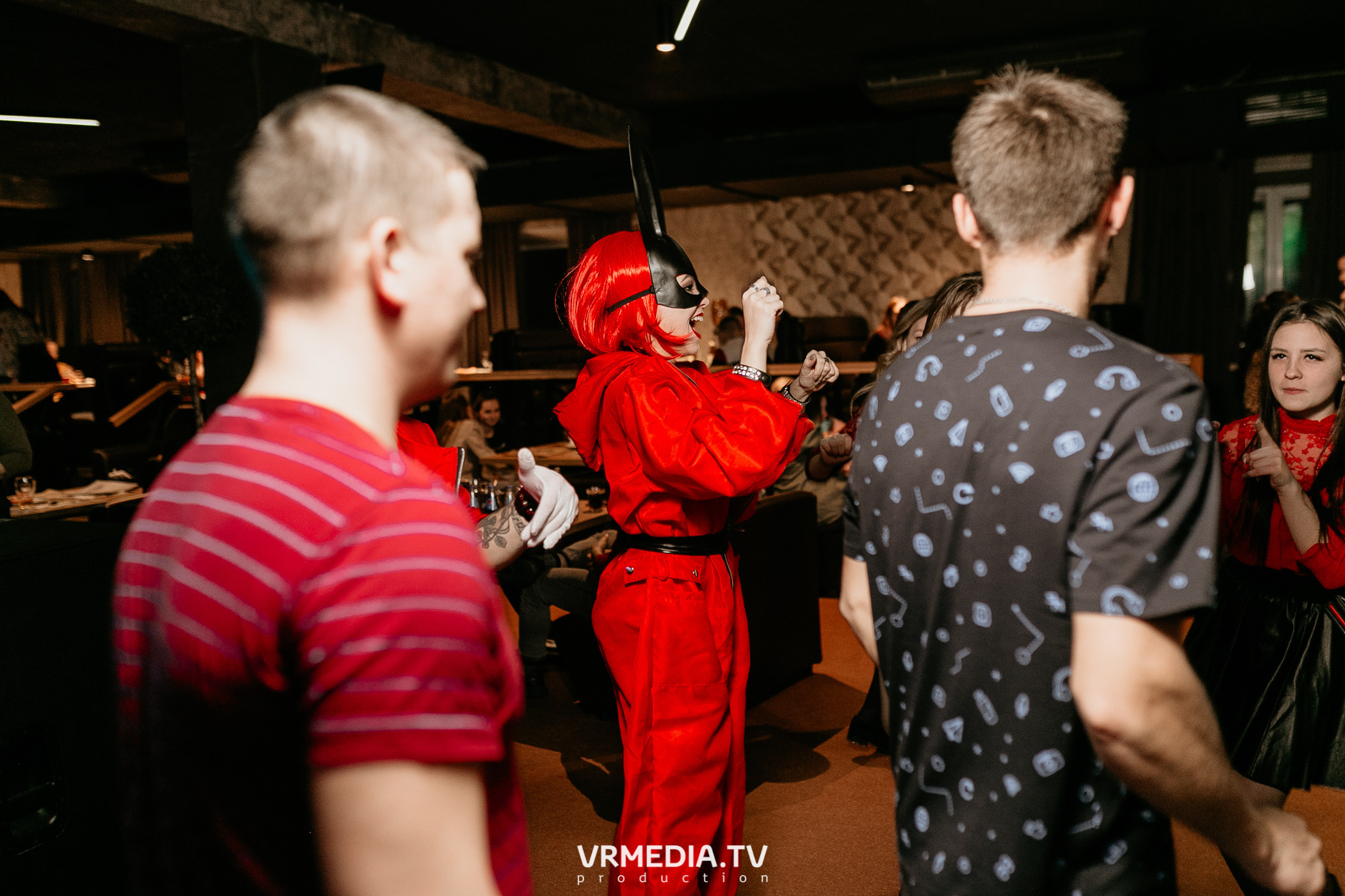 Выходные в баре «DOSKI»