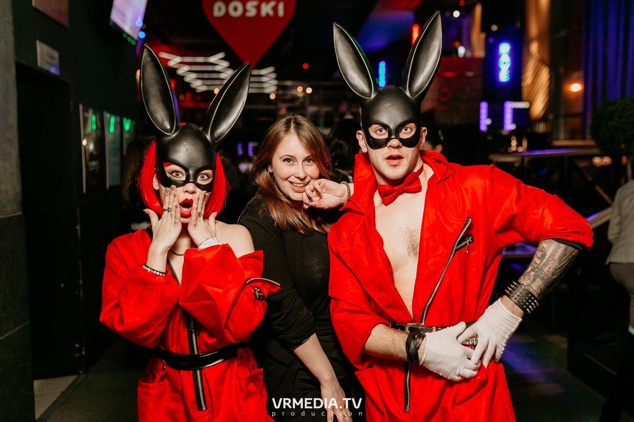 Выходные в баре «DOSKI»