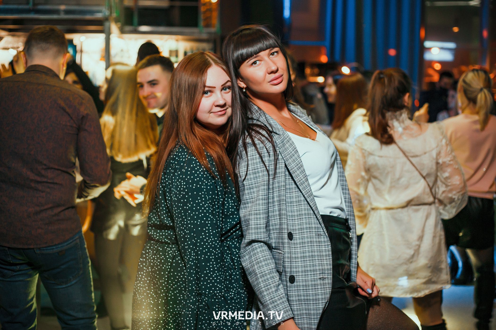 Выходные в баре «DOSKI»