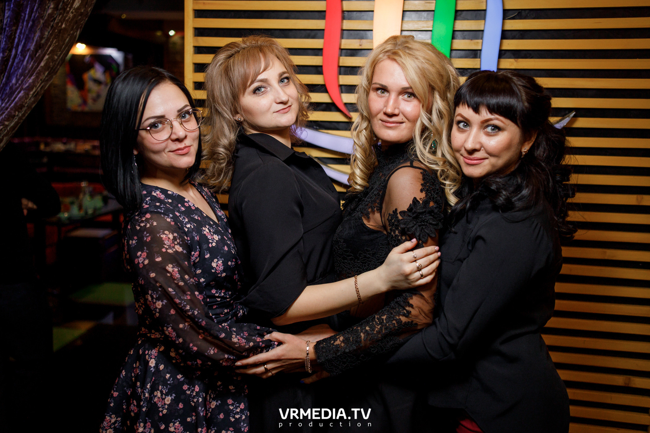 Индиго в гриль-баре «Жара»