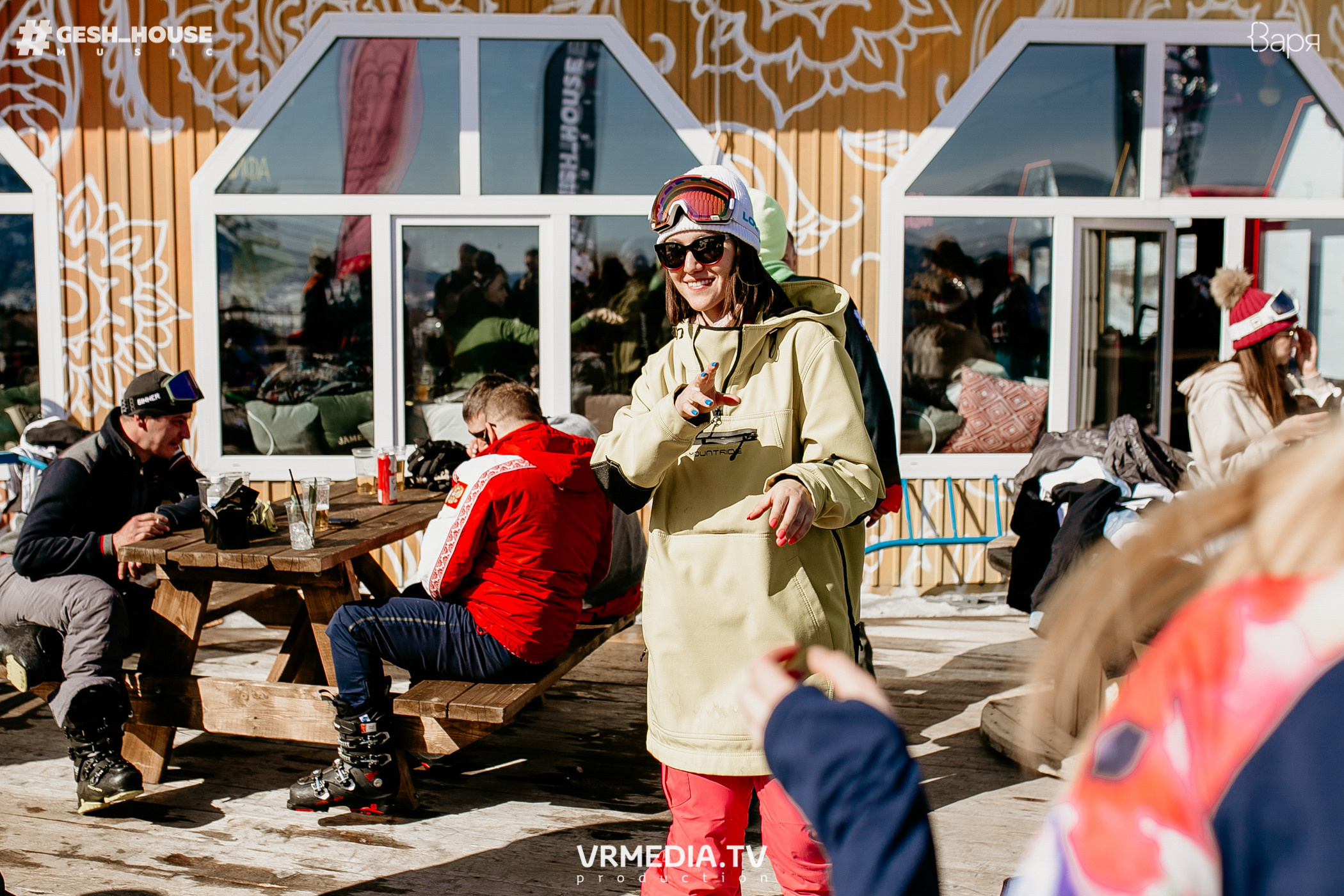 GESH HOUSE MUSIC в ВАРЯ бар