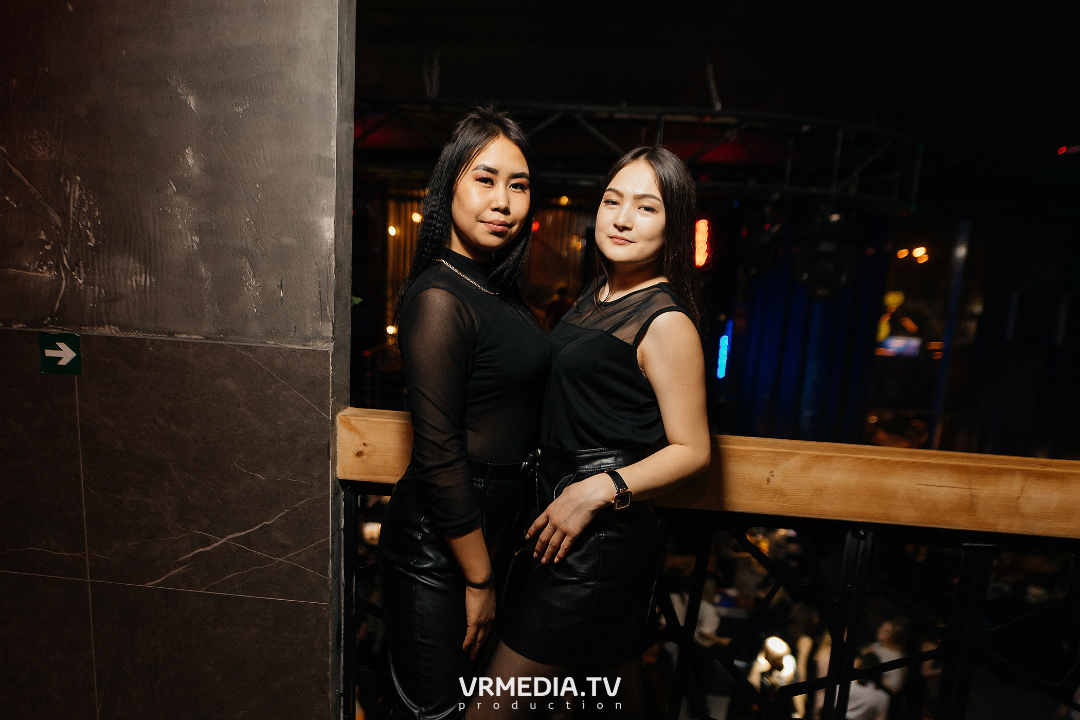 Выходные в баре «DOSKI»