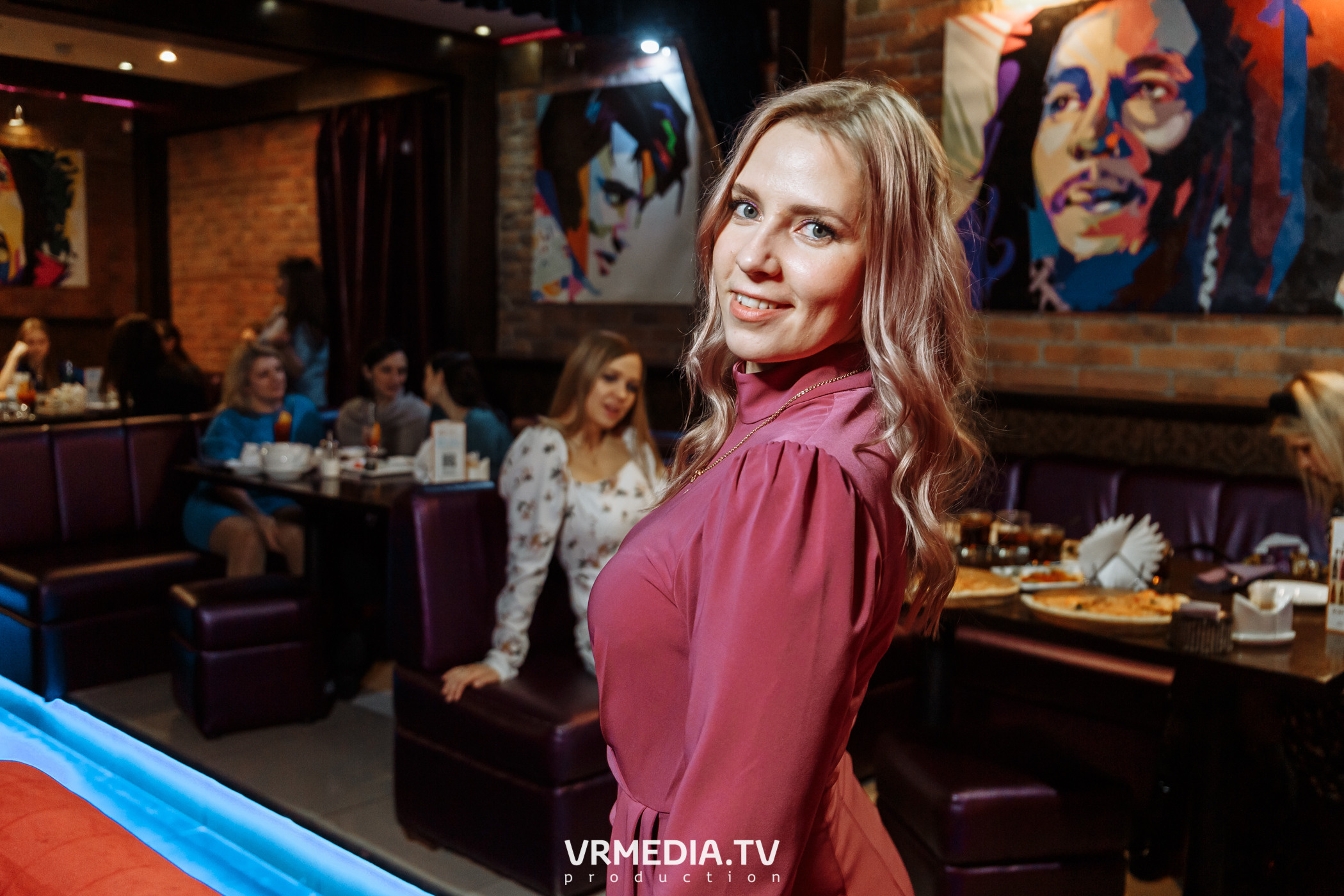 Международный женский день в караоке-баре «Четыре стихии»