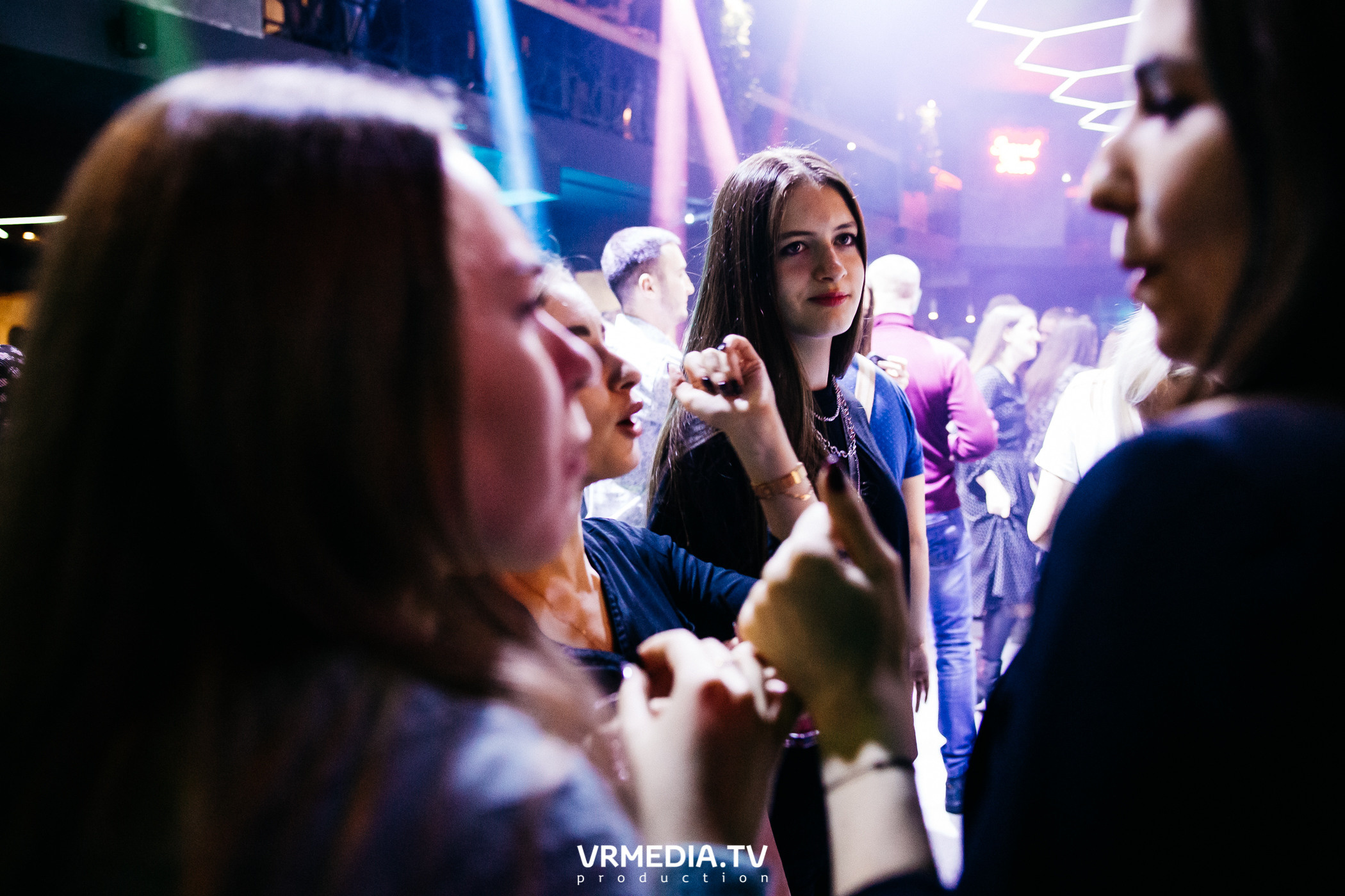 Выходные в баре «DOSKI»