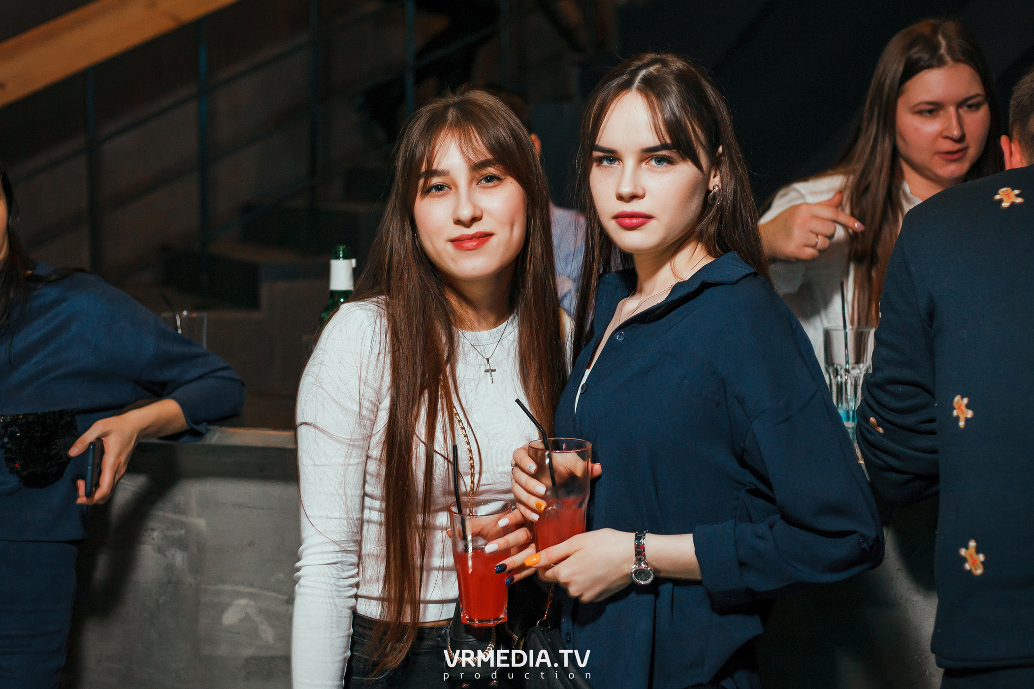 Выходные в баре «DOSKI»