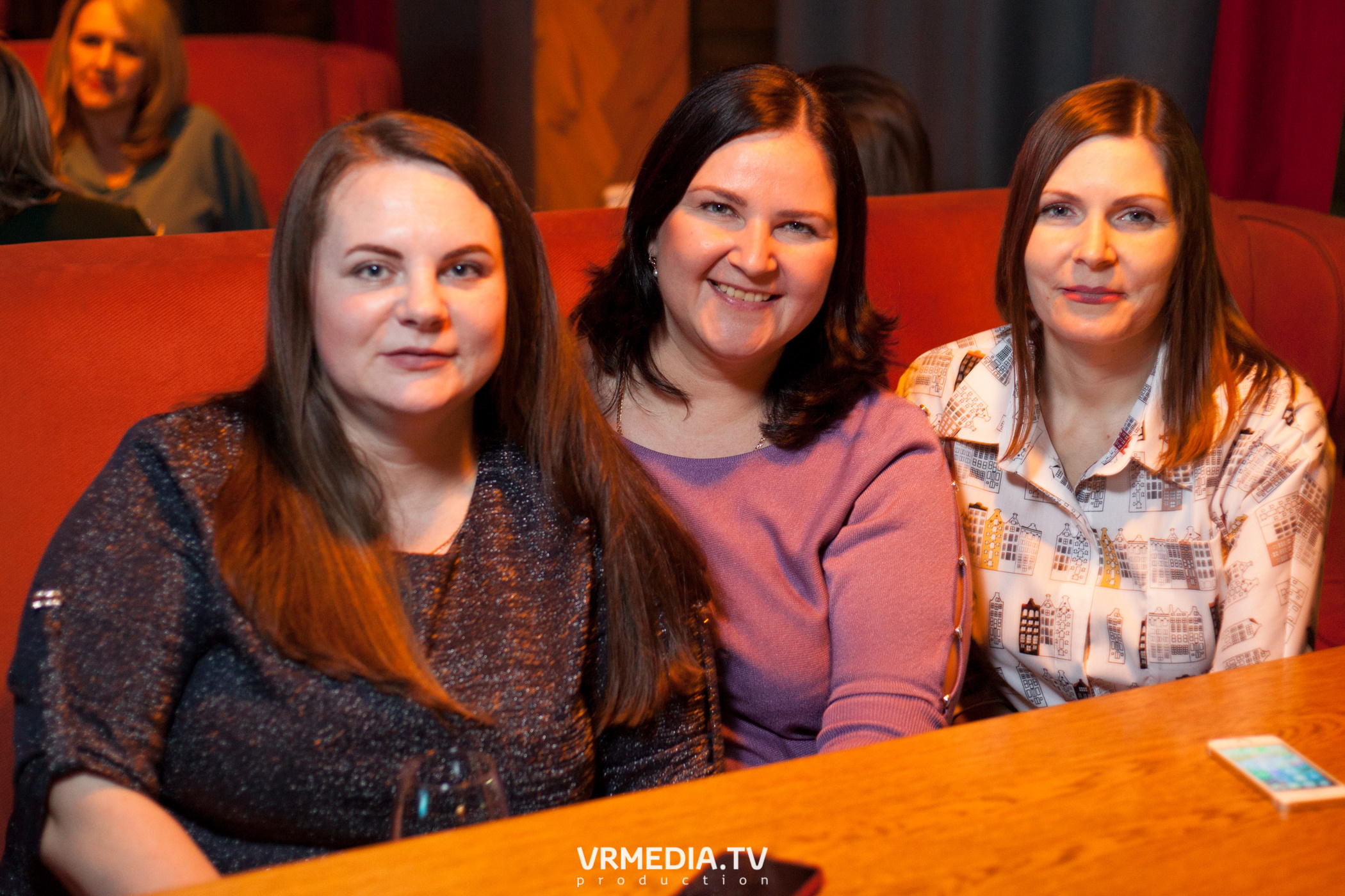 Крупным Планом в гриль-баре «Жара»