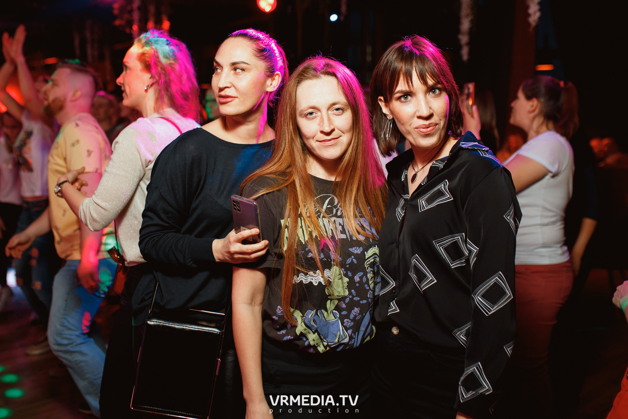 Концерт группы «Отпетые Мошенники» в гриль-баре «Жара»