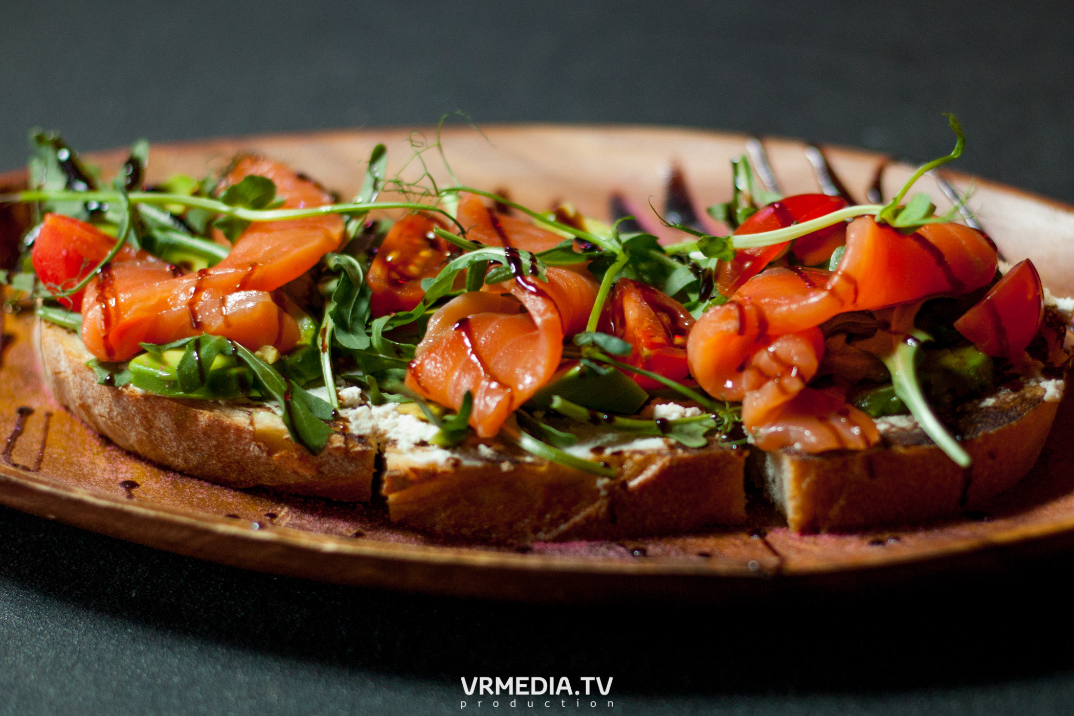 Крупным Планом в гриль-баре «Жара»