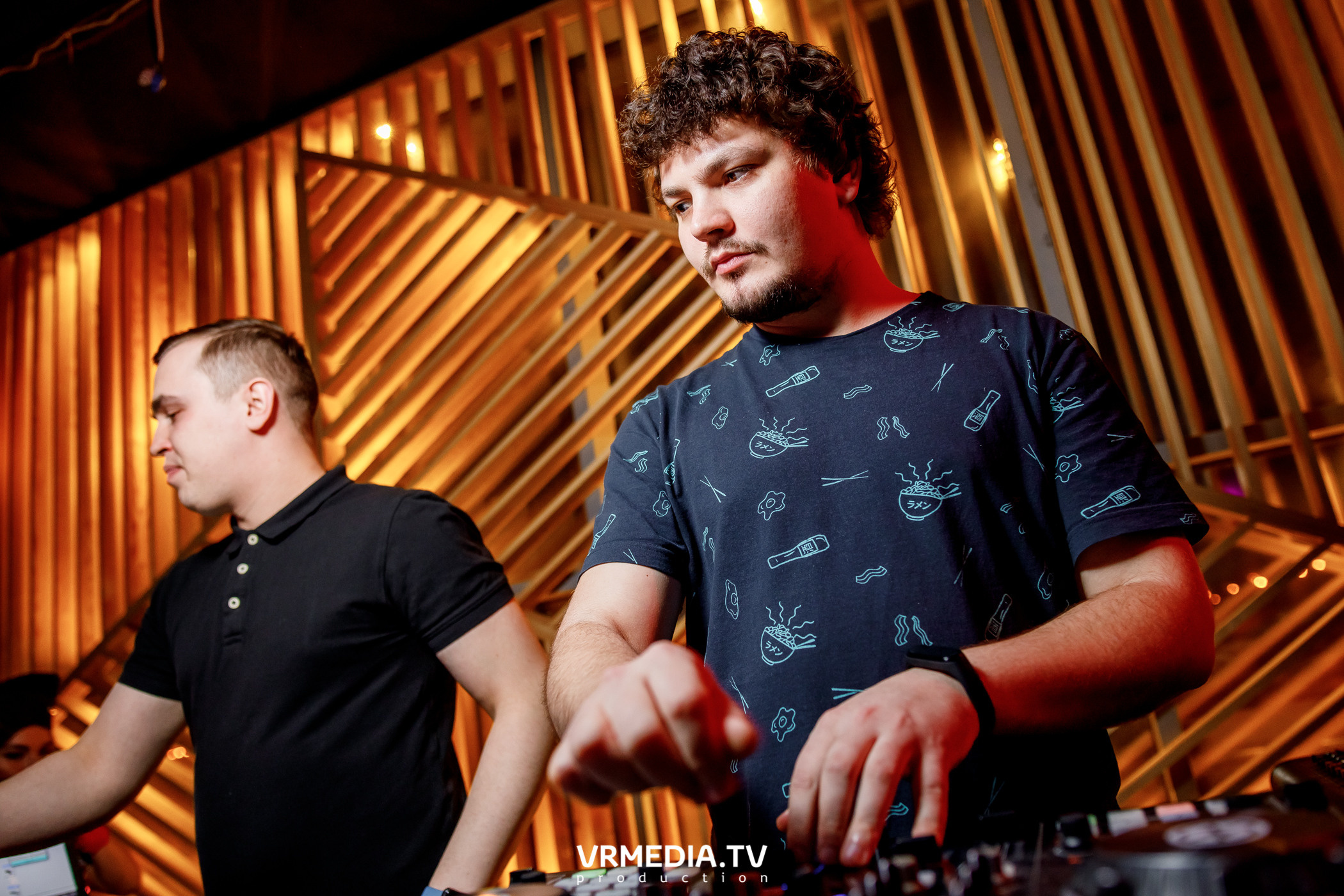 Выходные в баре «DOSKI»